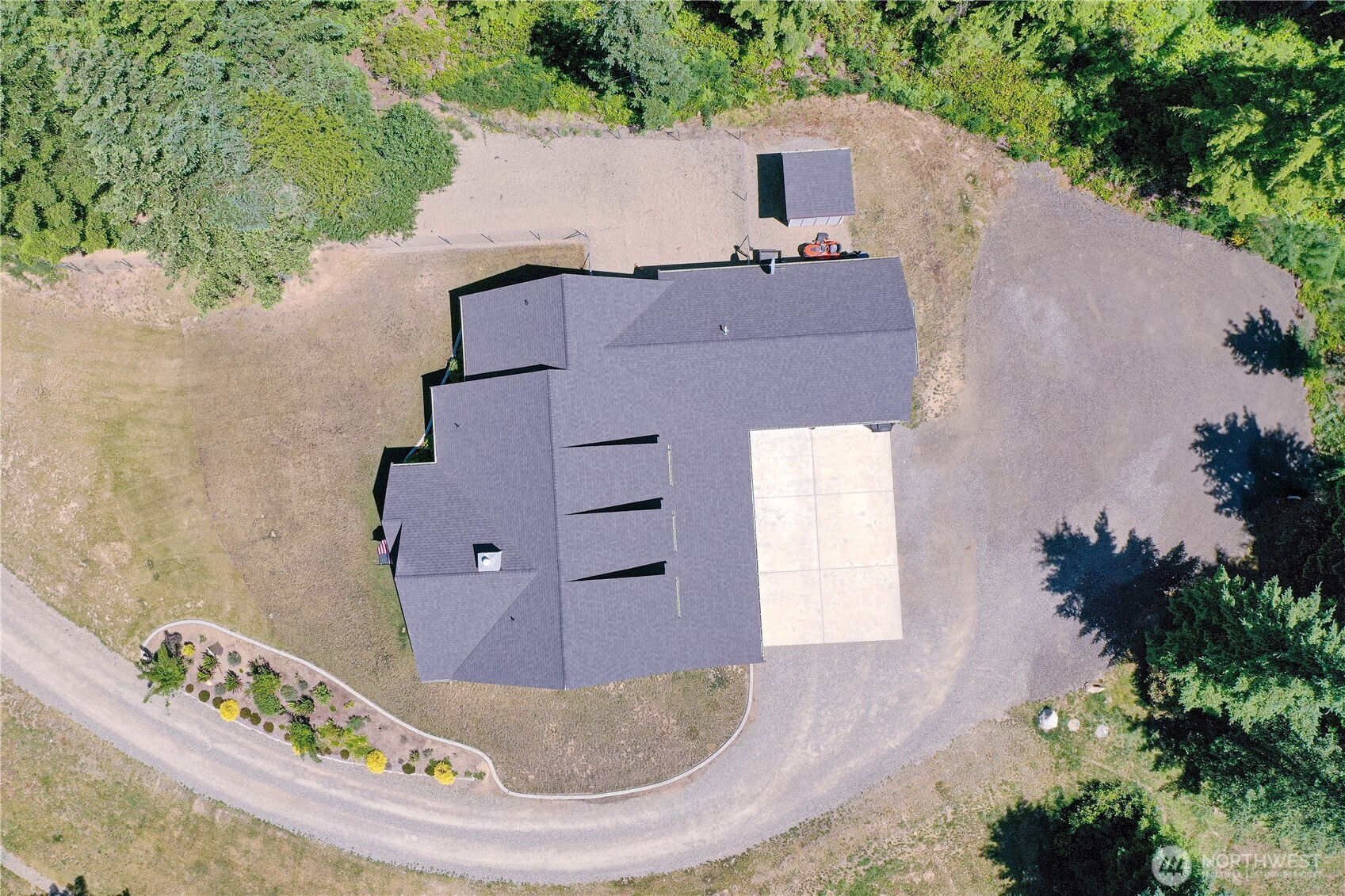 4402 Lone Bear Lane SW