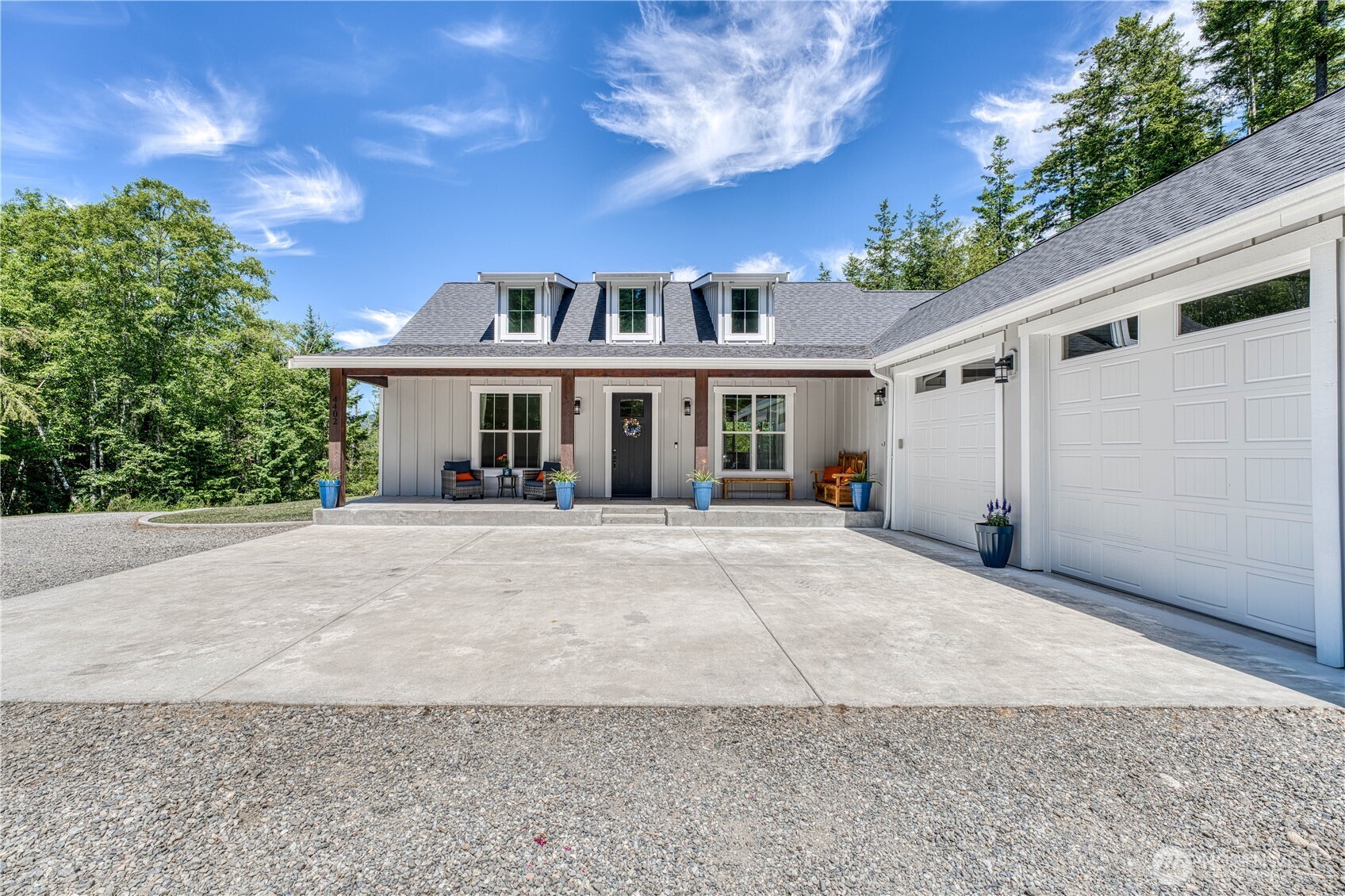 4402 Lone Bear Lane SW