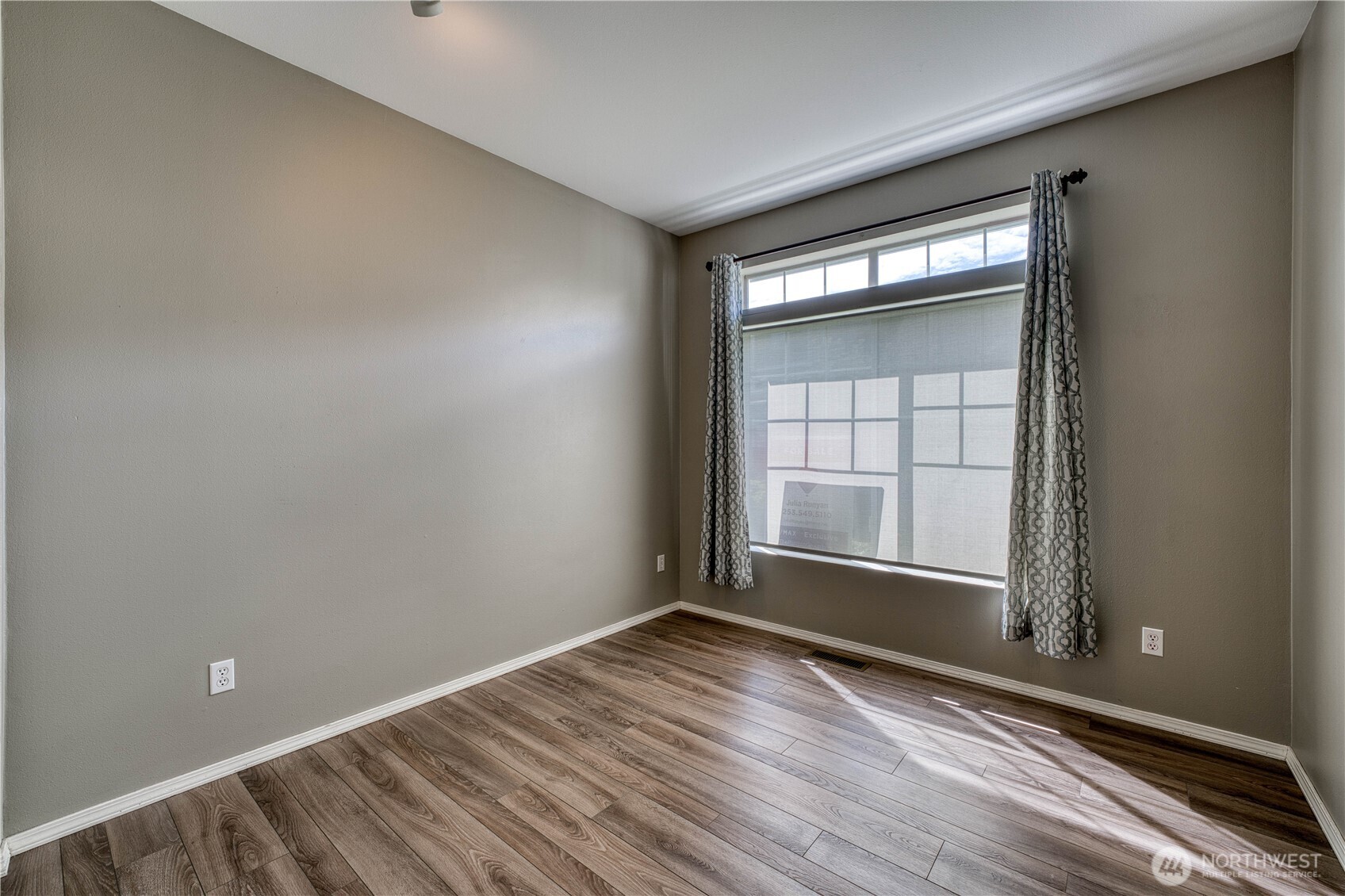 14413 Riverwalk Drive