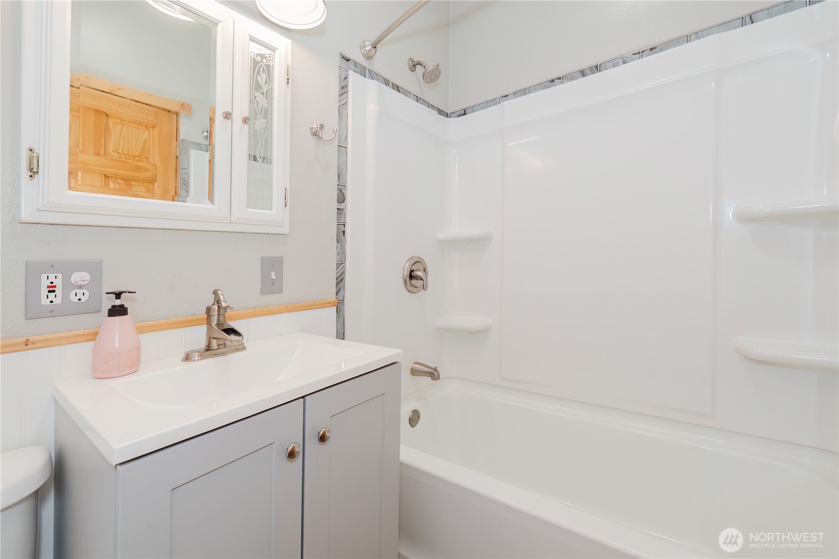 2595 Anderson Hill Road SW