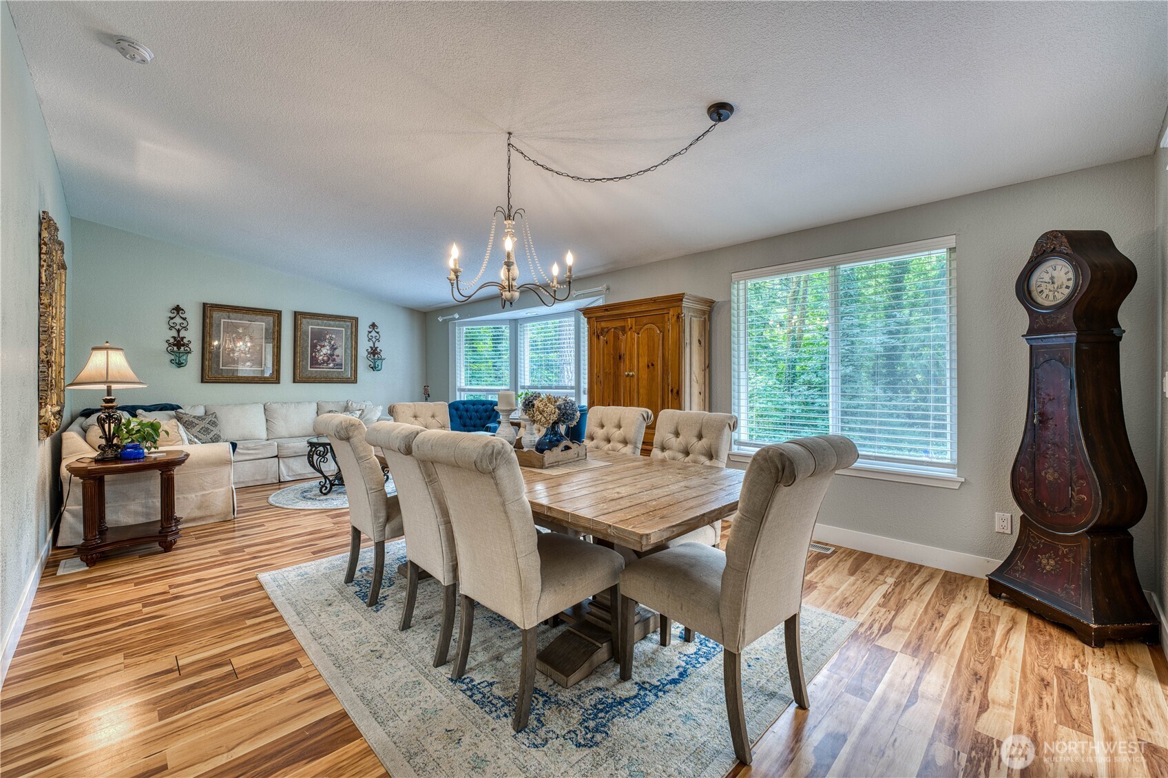 18043 Noll Rd NE