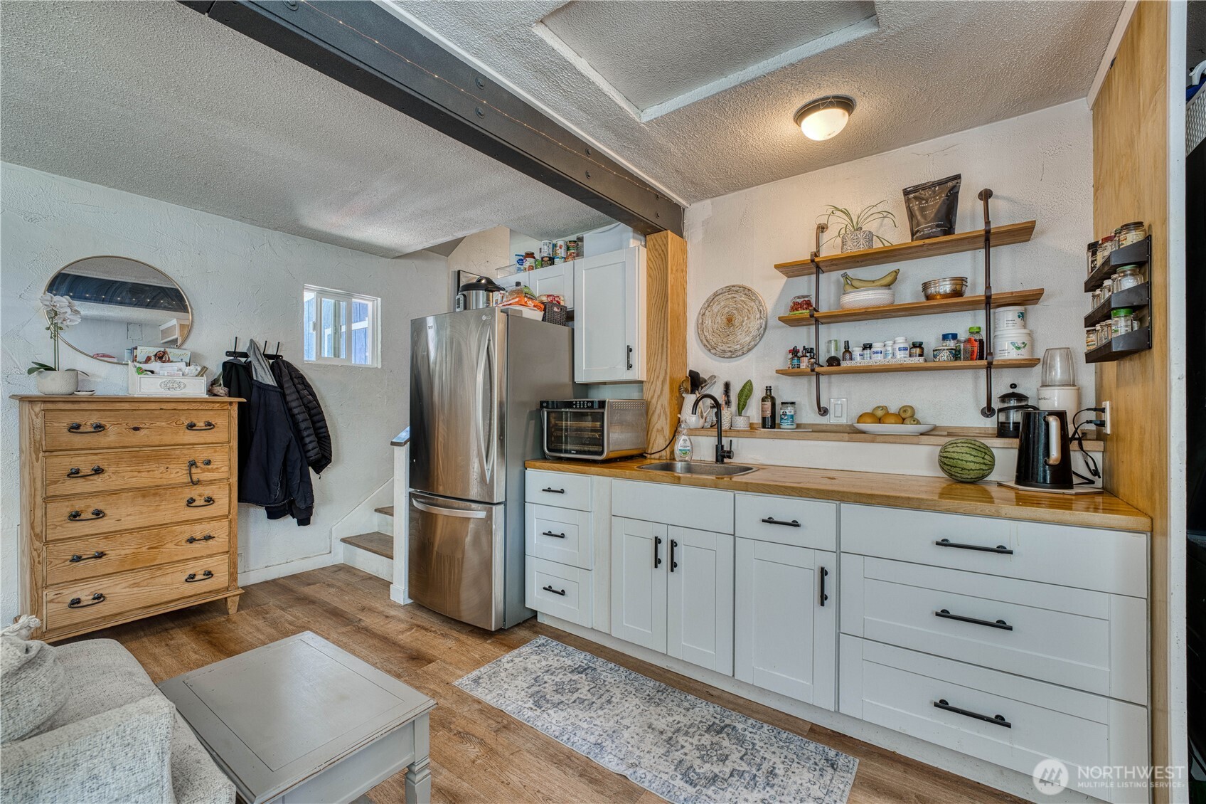 18043 Noll Rd NE