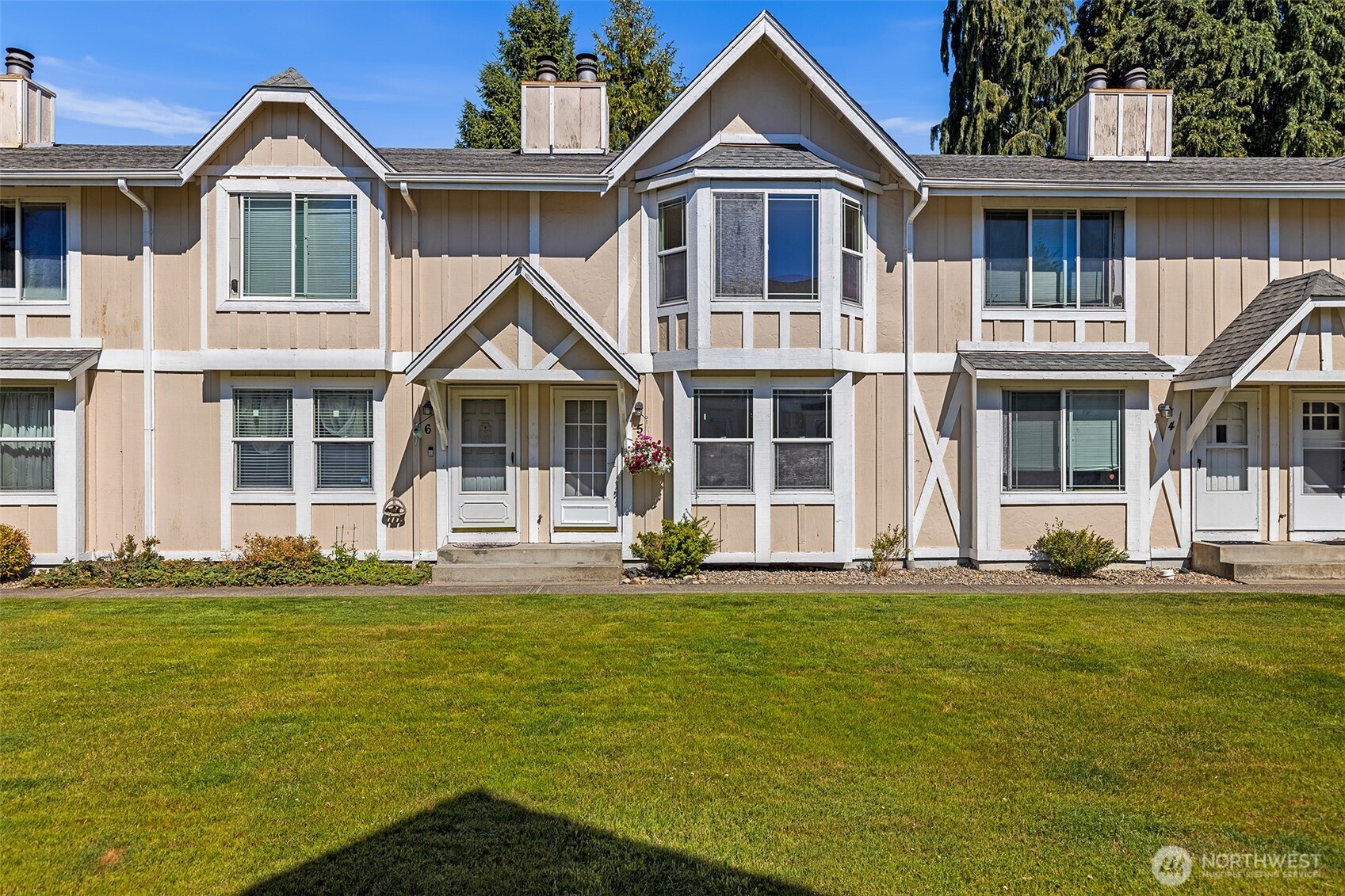 2621 Mountain View Avenue W Unit: 5B