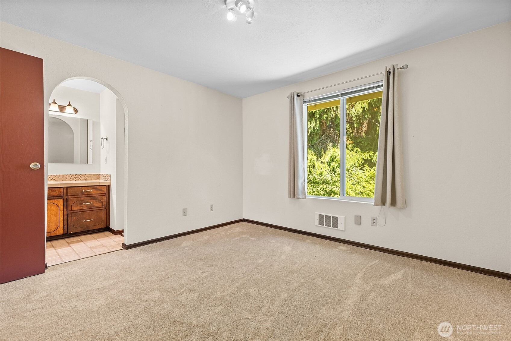 2621 Mountain View Avenue W Unit: 5B