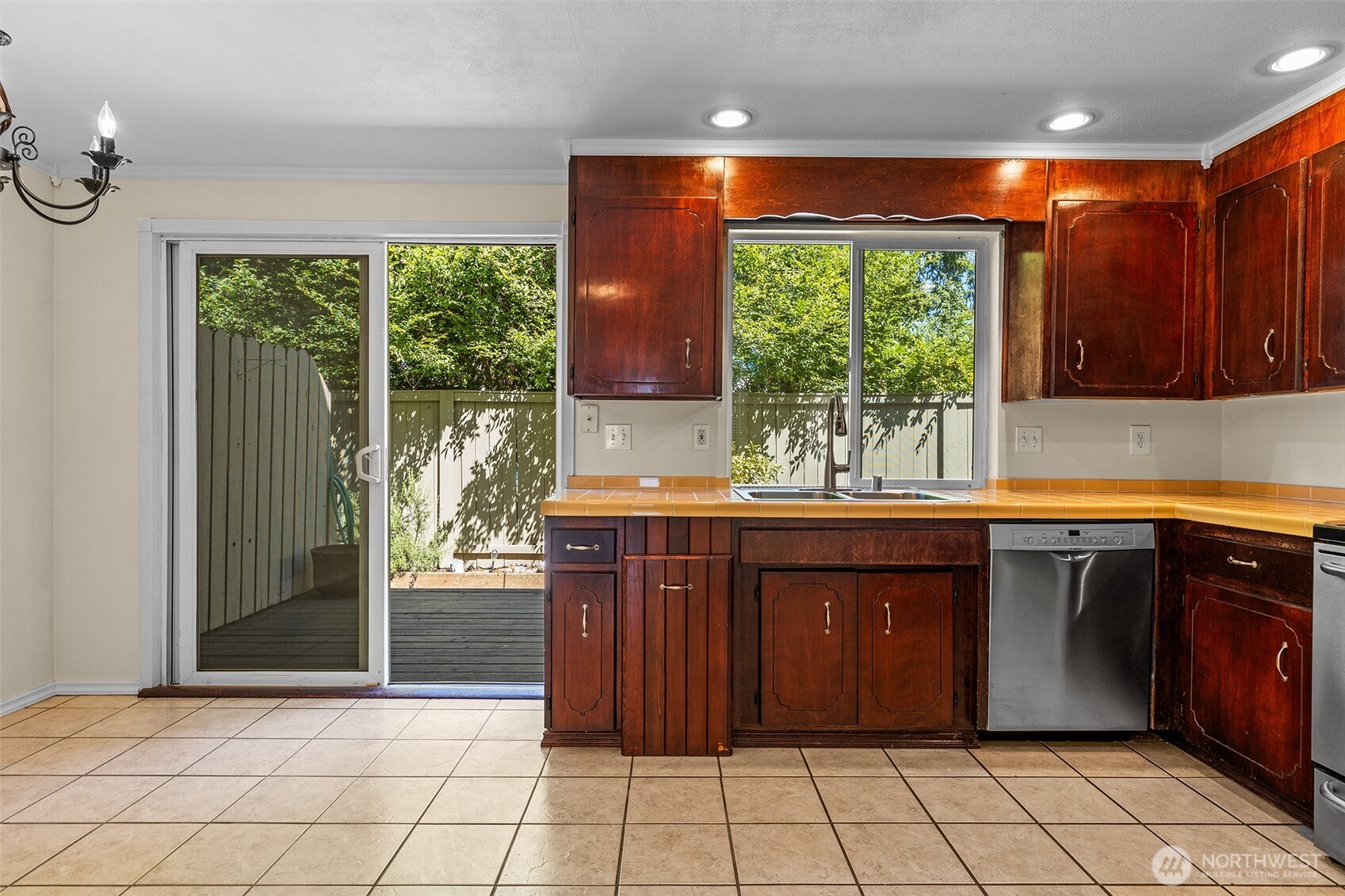 2621 Mountain View Avenue W Unit: 5B
