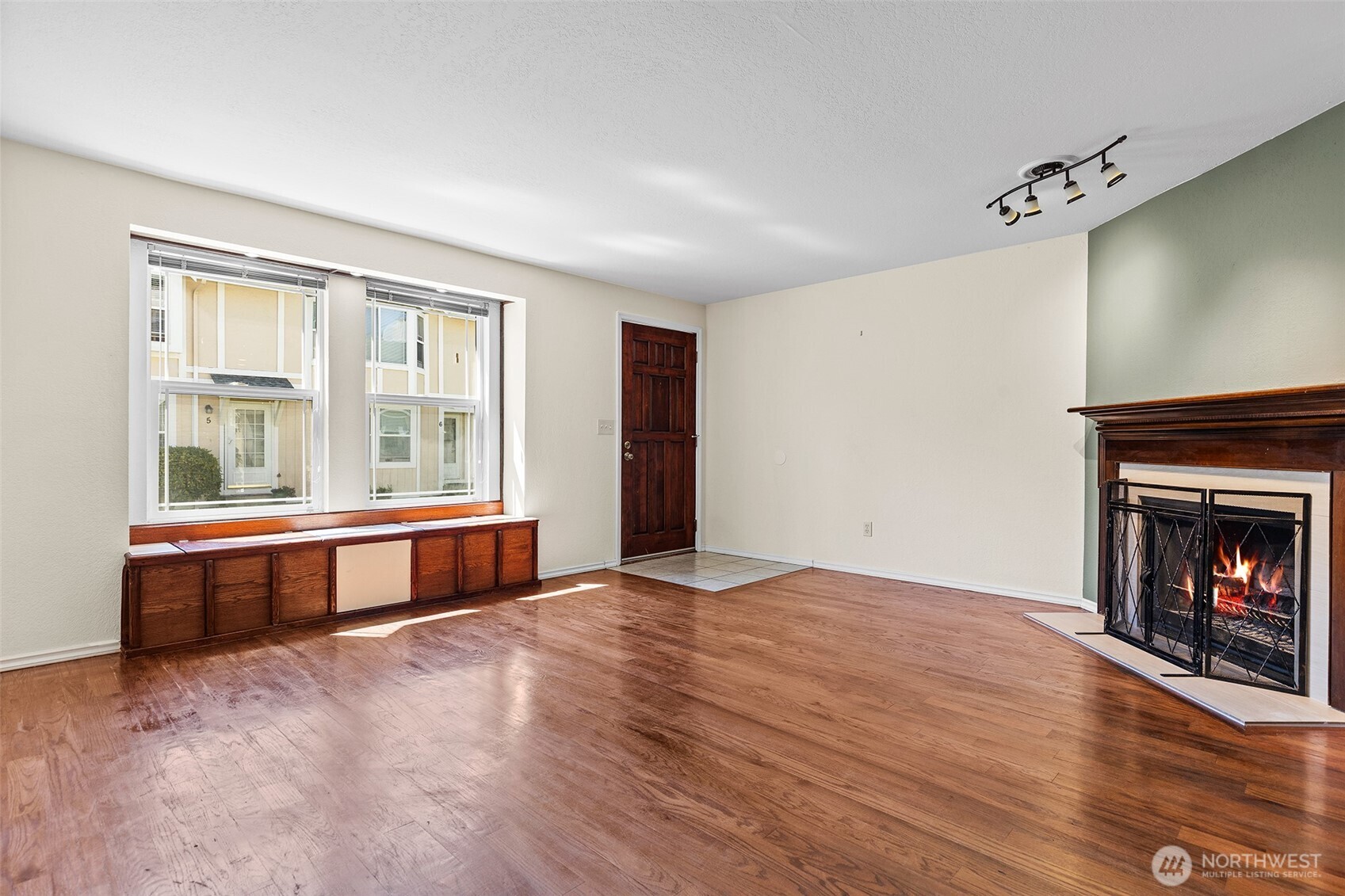 2621 Mountain View Avenue W Unit: 5B