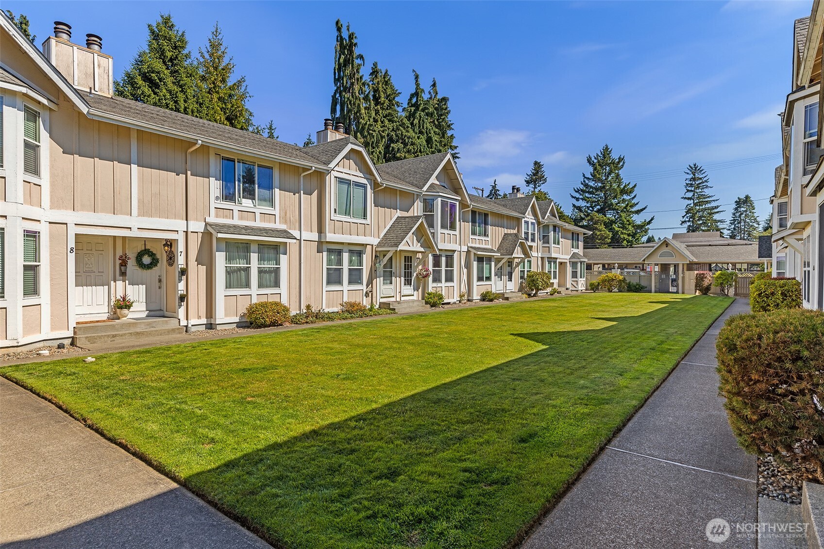 2621 Mountain View Avenue W Unit: 5B
