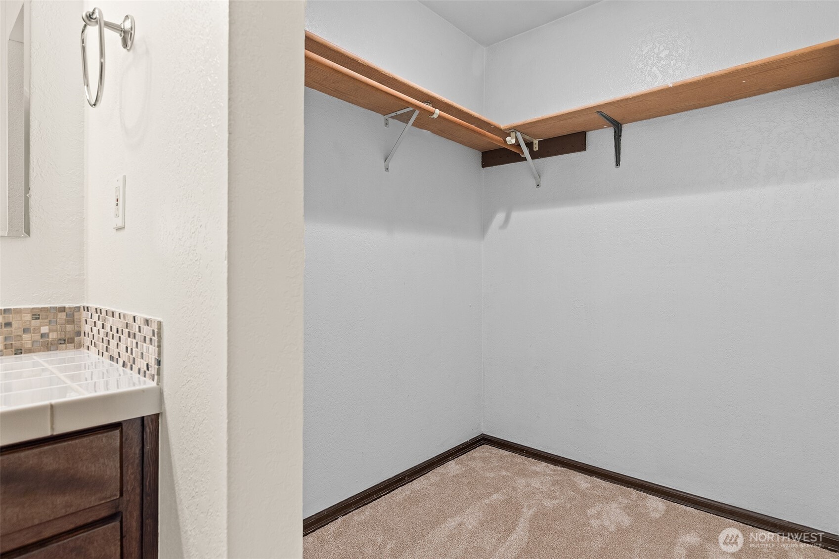 2621 Mountain View Avenue W Unit: 5B