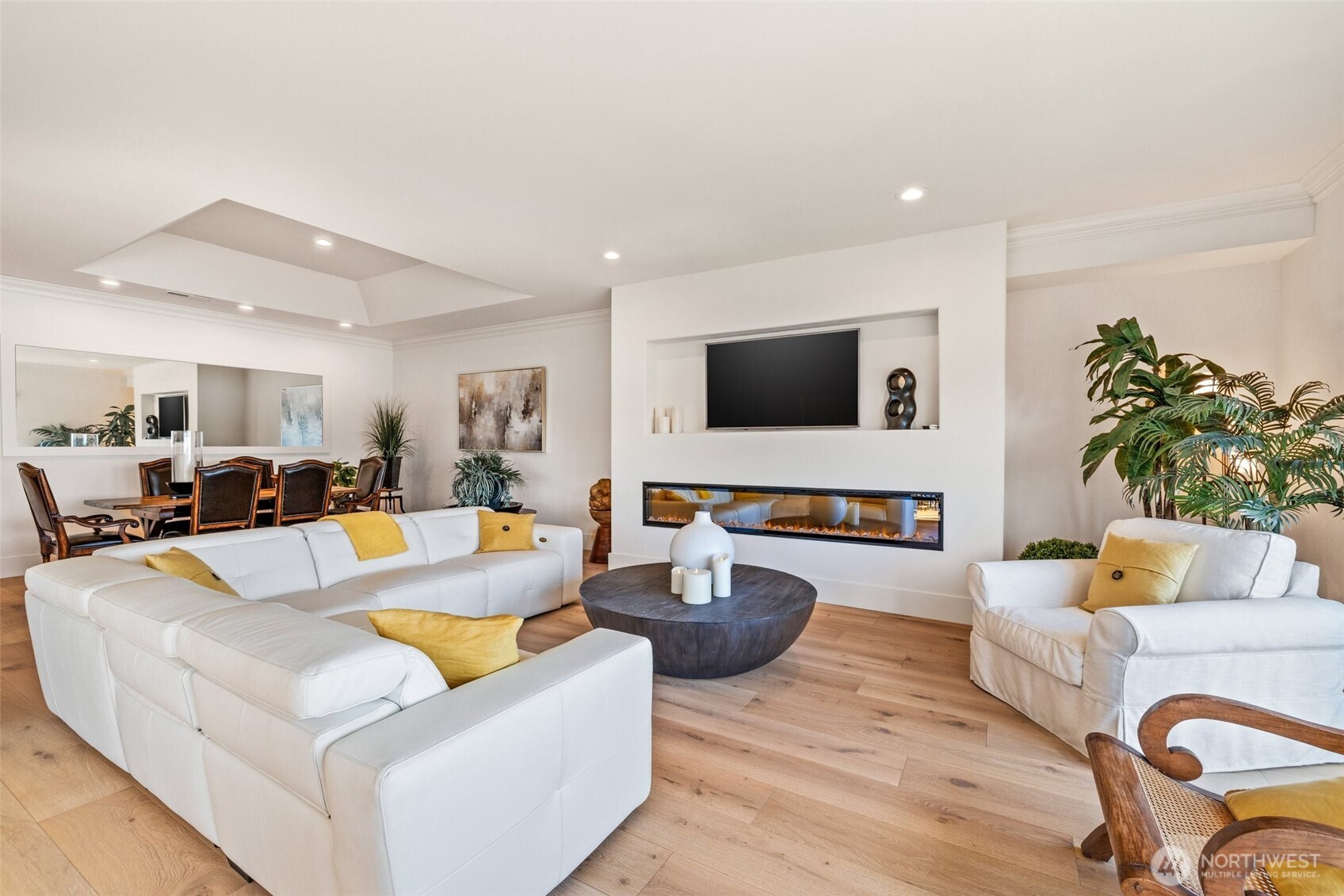 7221 Soundview Drive Unit: 301