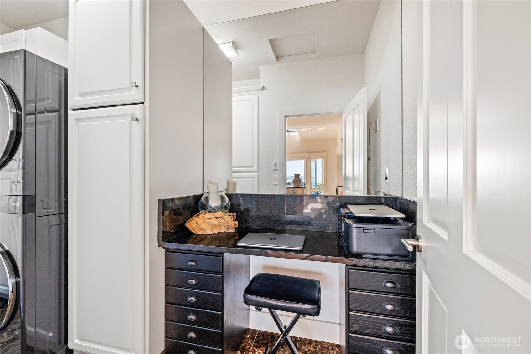 7221 Soundview Drive Unit: 301