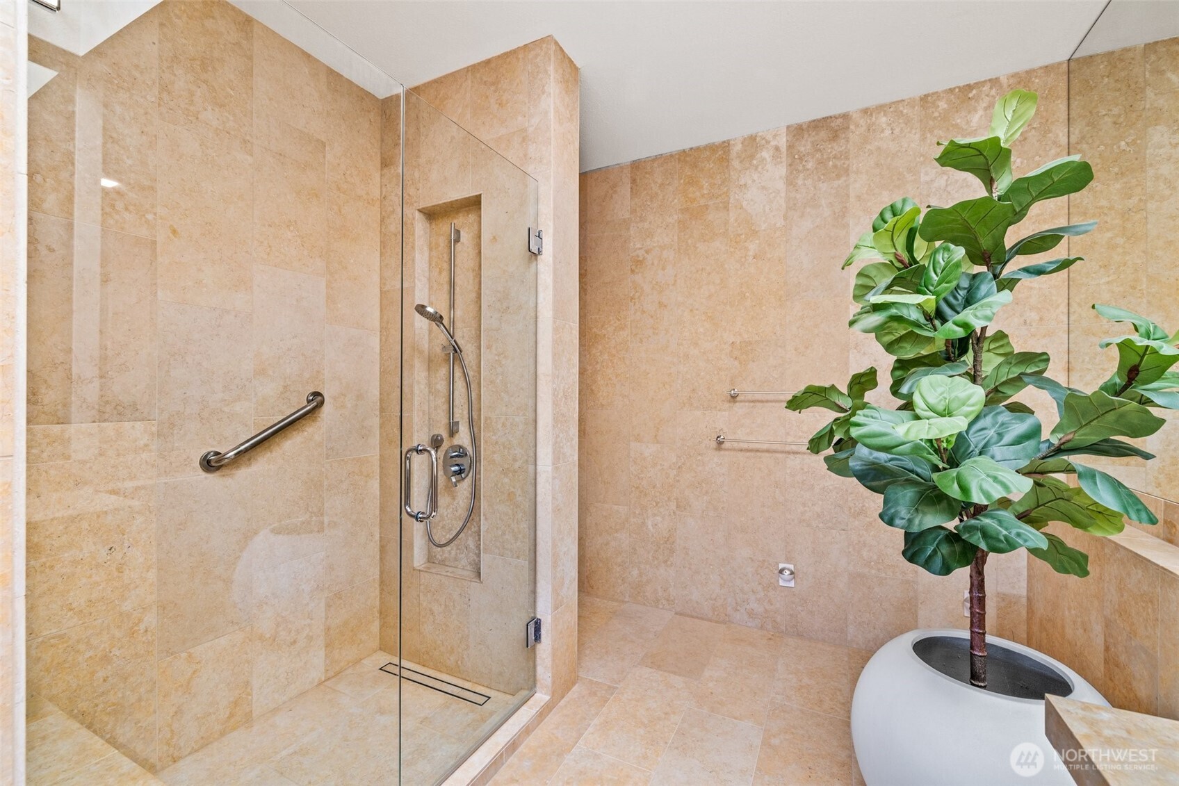 7221 Soundview Drive Unit: 301