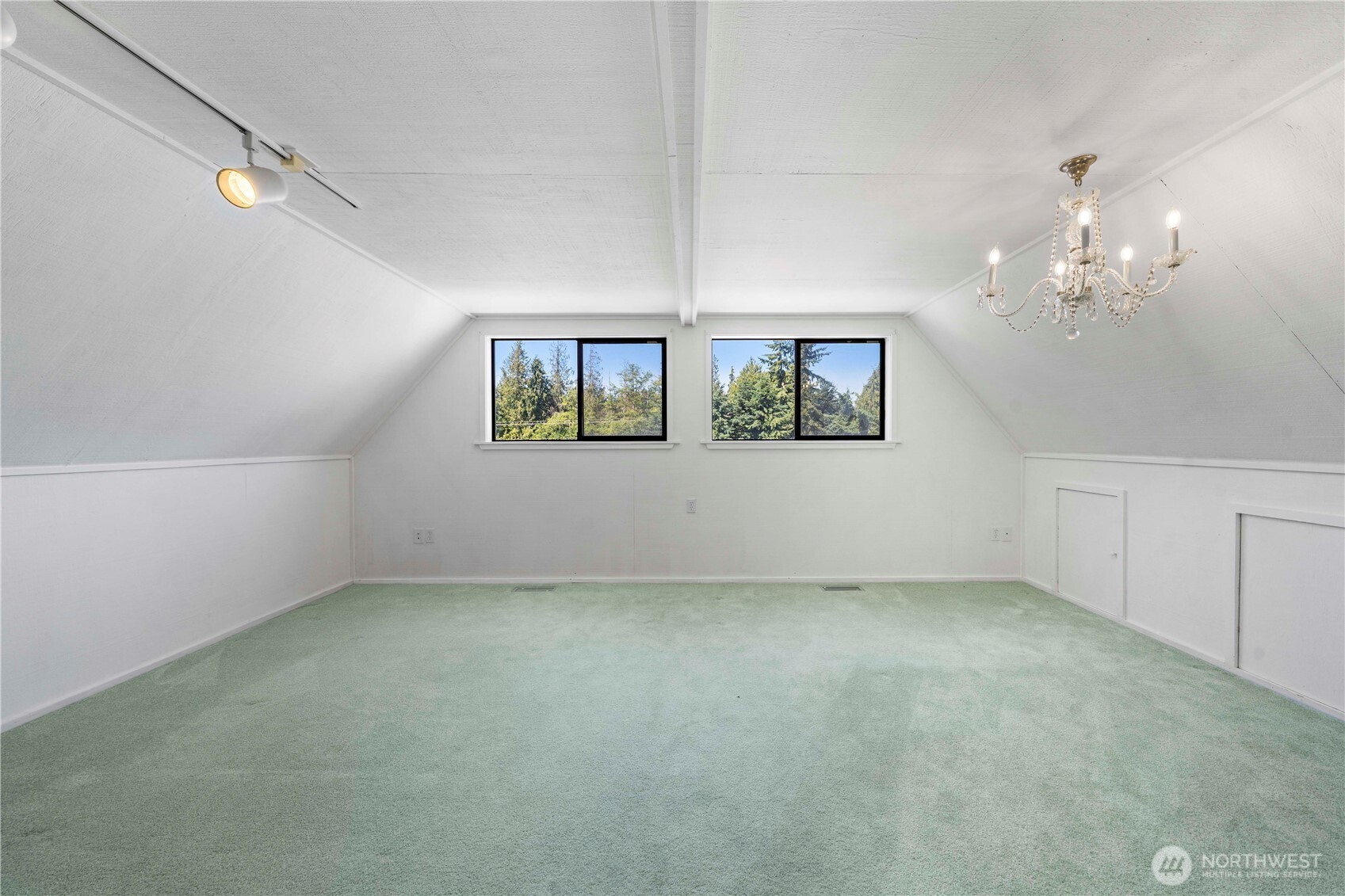 1734 Woodcock Road