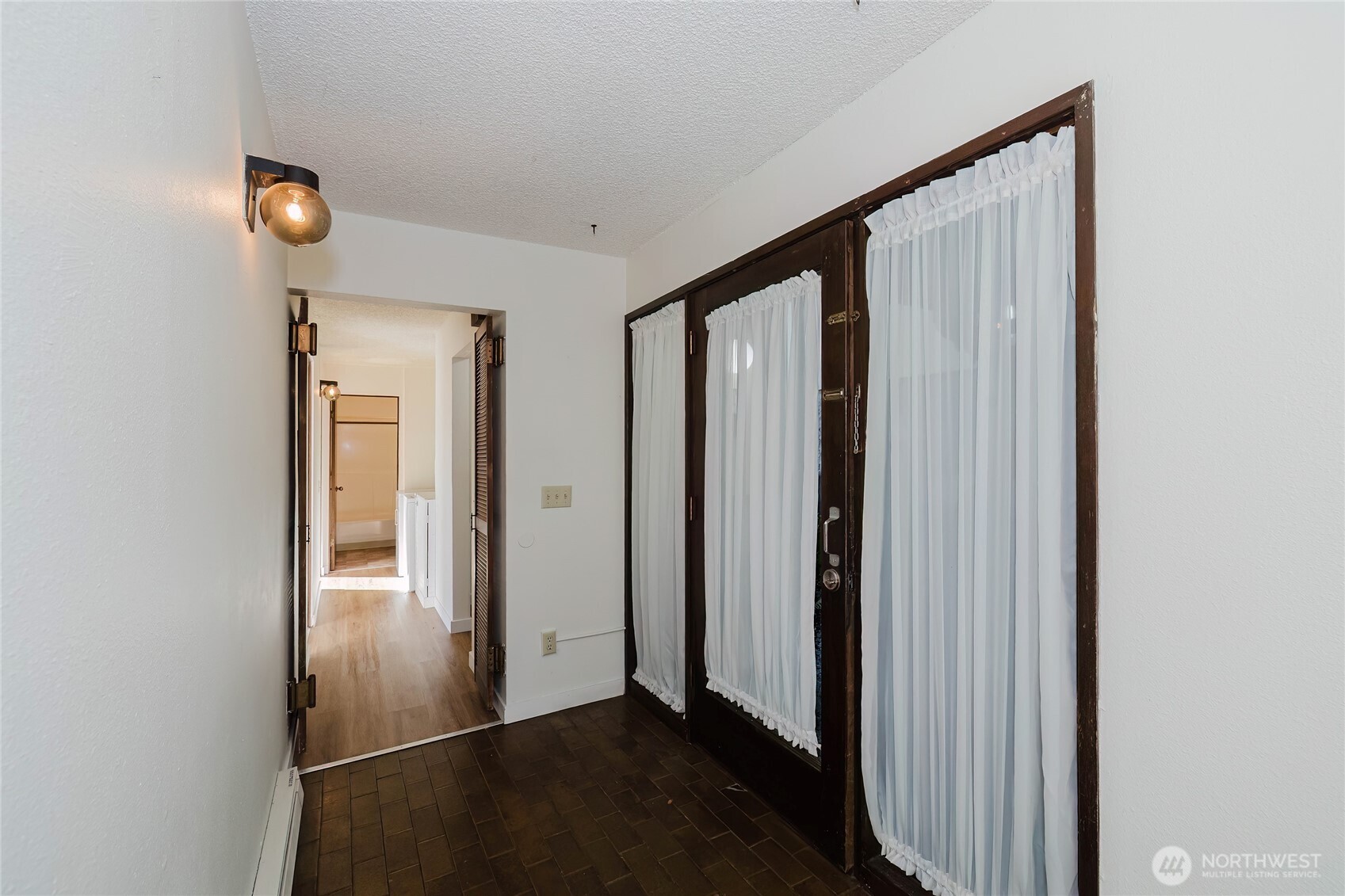 2449 2451 McGregor Drive SE