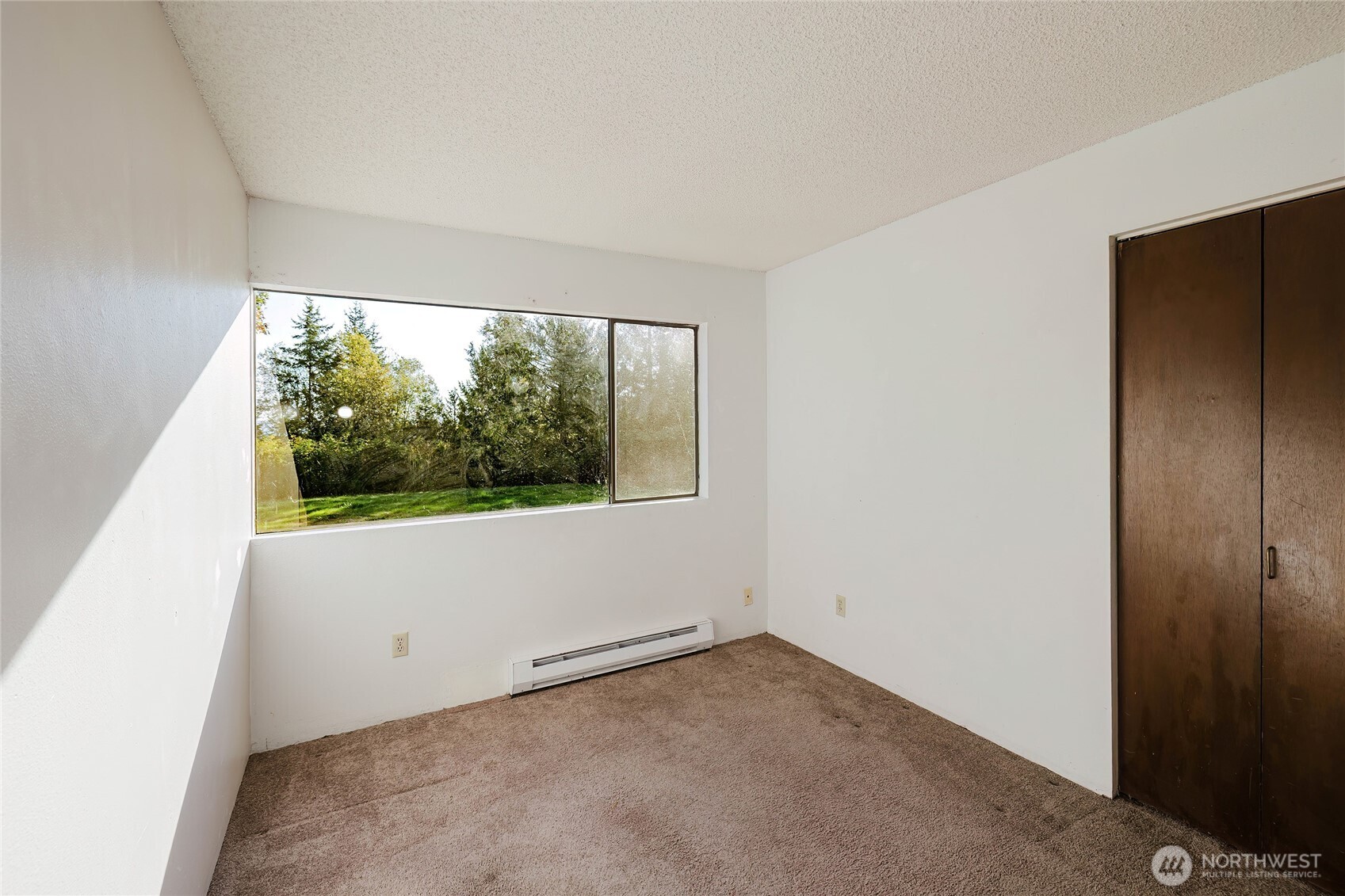 2449 2451 McGregor Drive SE