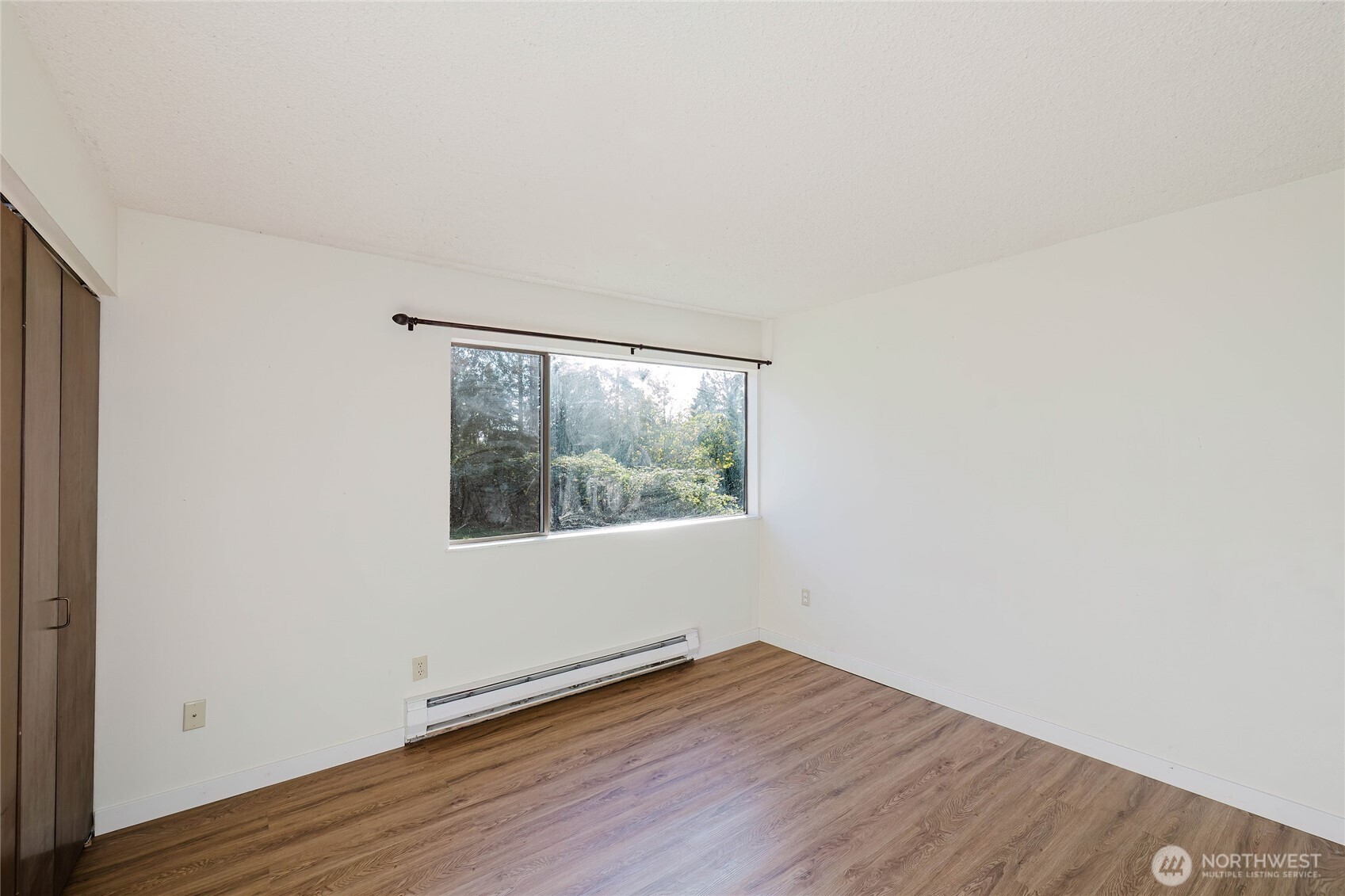 2449 2451 McGregor Drive SE