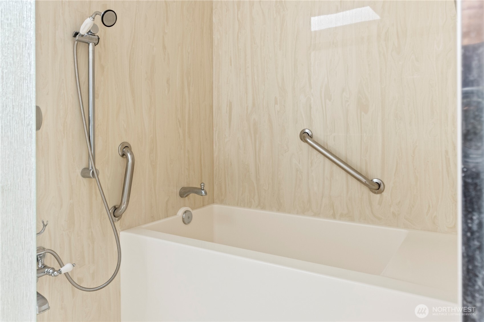 10325 123rd Street NW