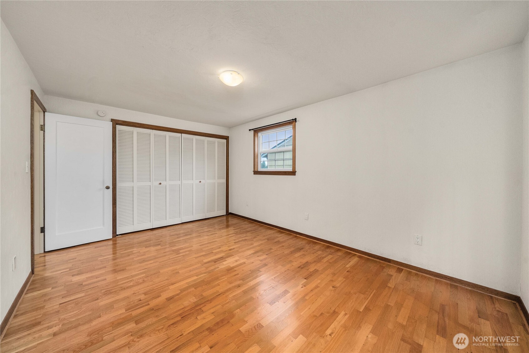 4213 N Highland Avenue