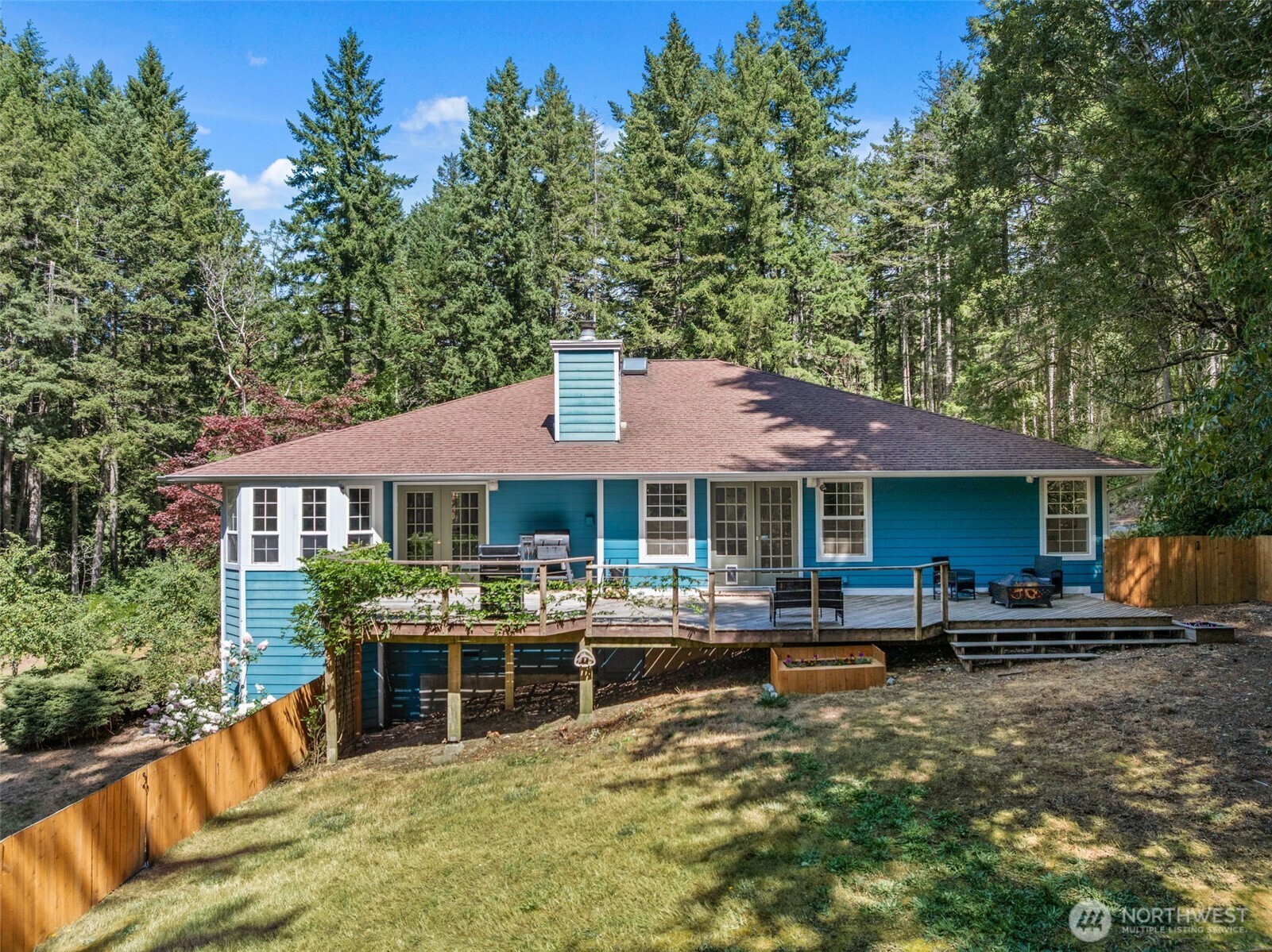 8121 Berry Ridge Lane NW