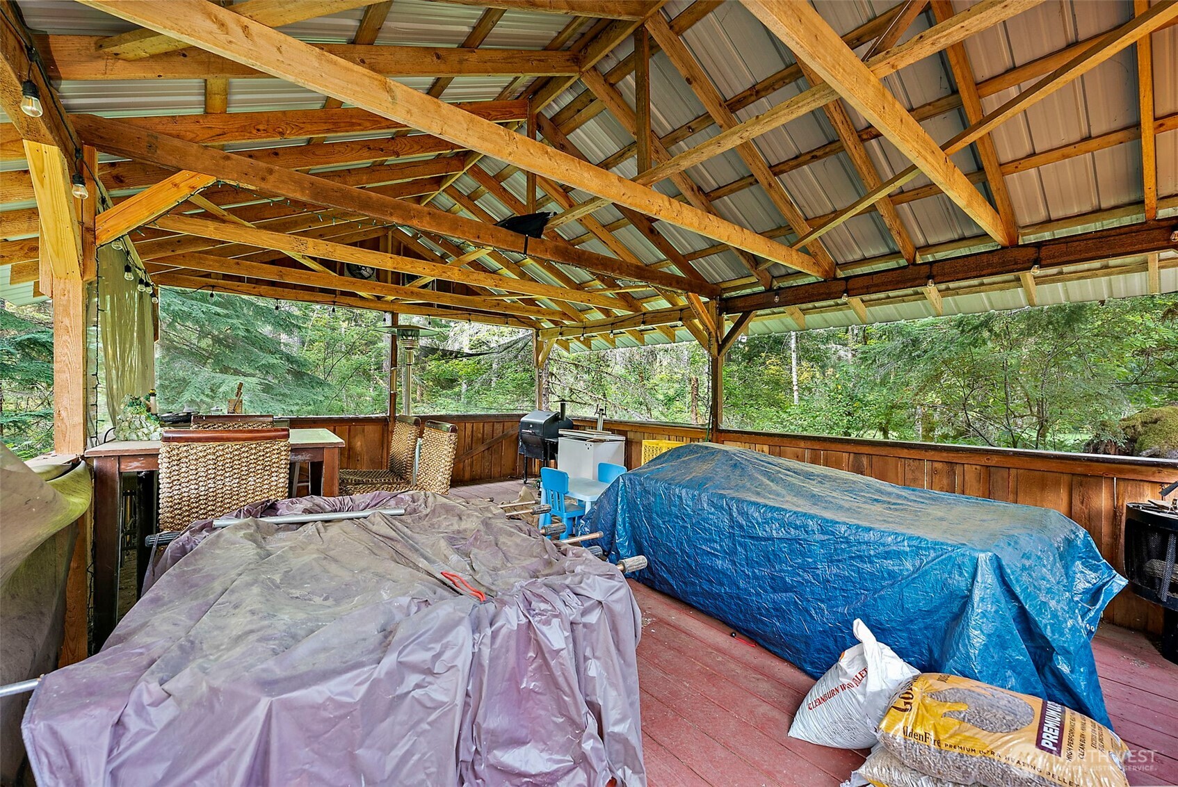 270 Skate Creek Road N