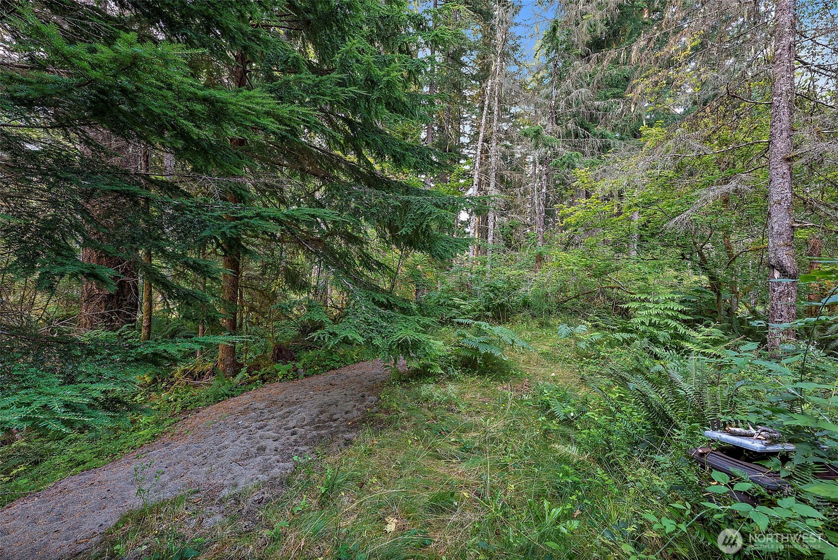 270 Skate Creek Road N