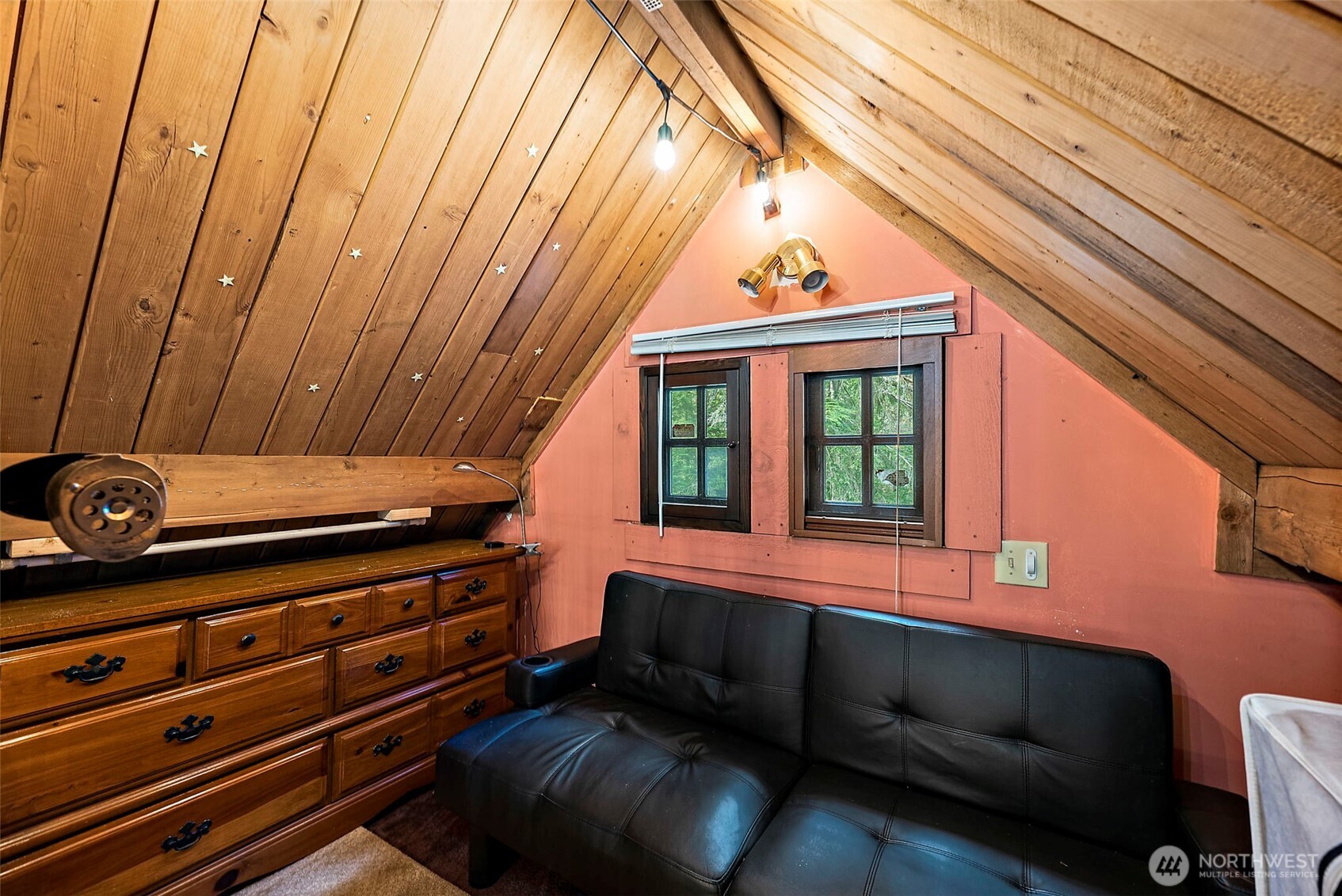 270 Skate Creek Road N