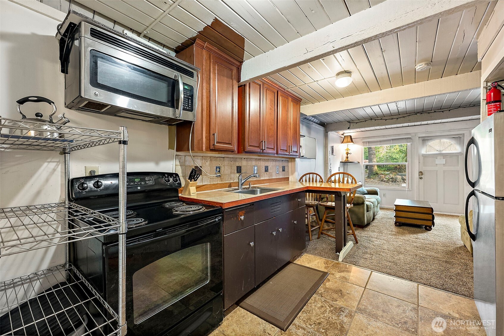 270 Skate Creek Road N