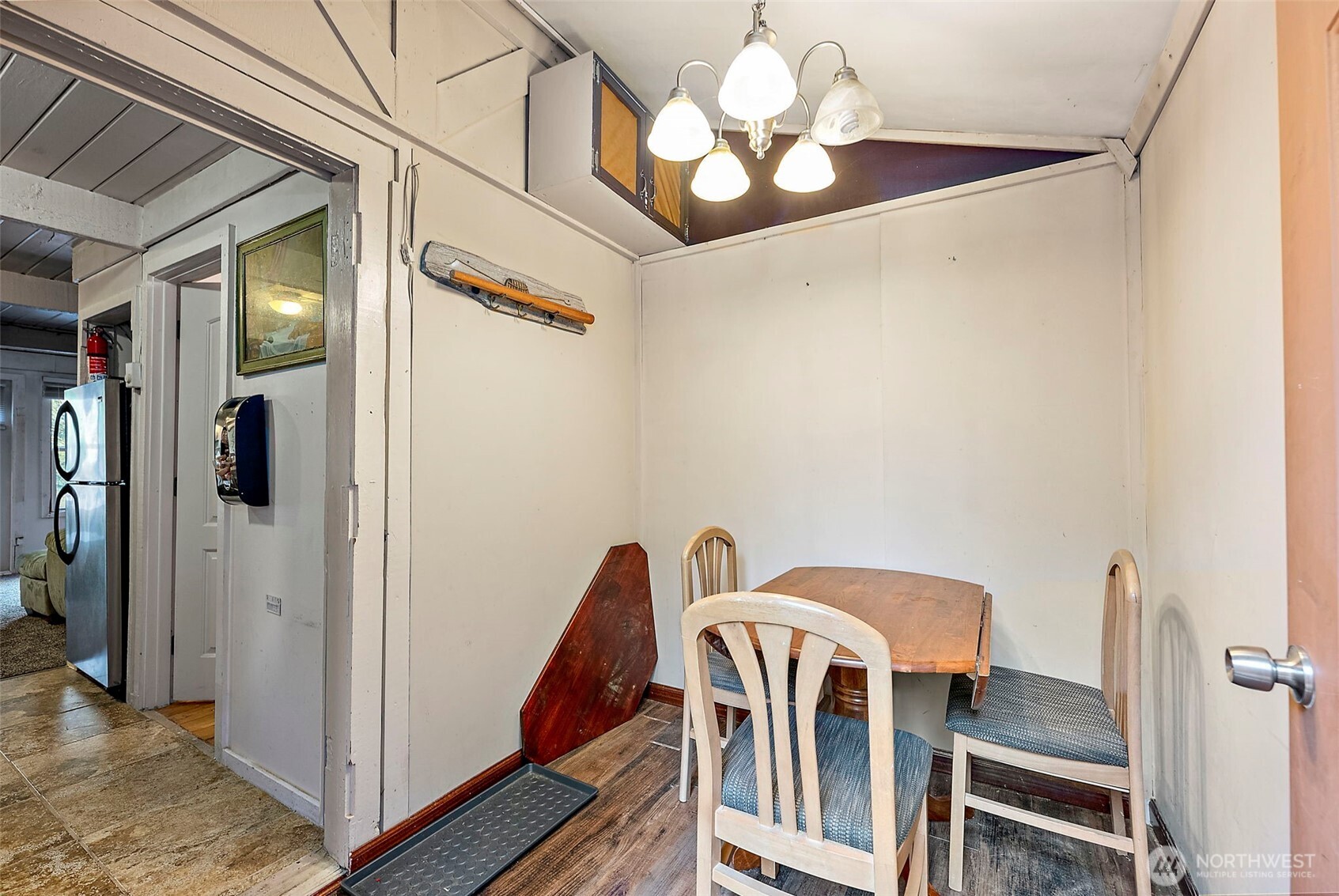 270 Skate Creek Road N