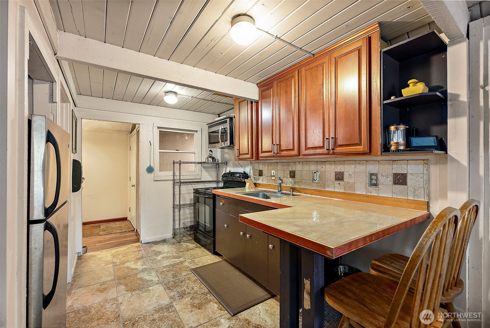 270 Skate Creek Road N