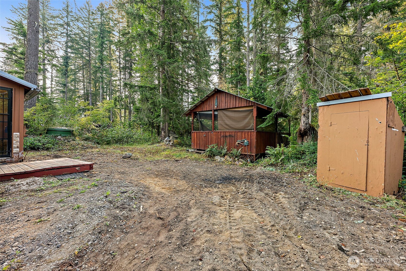 270 Skate Creek Road N