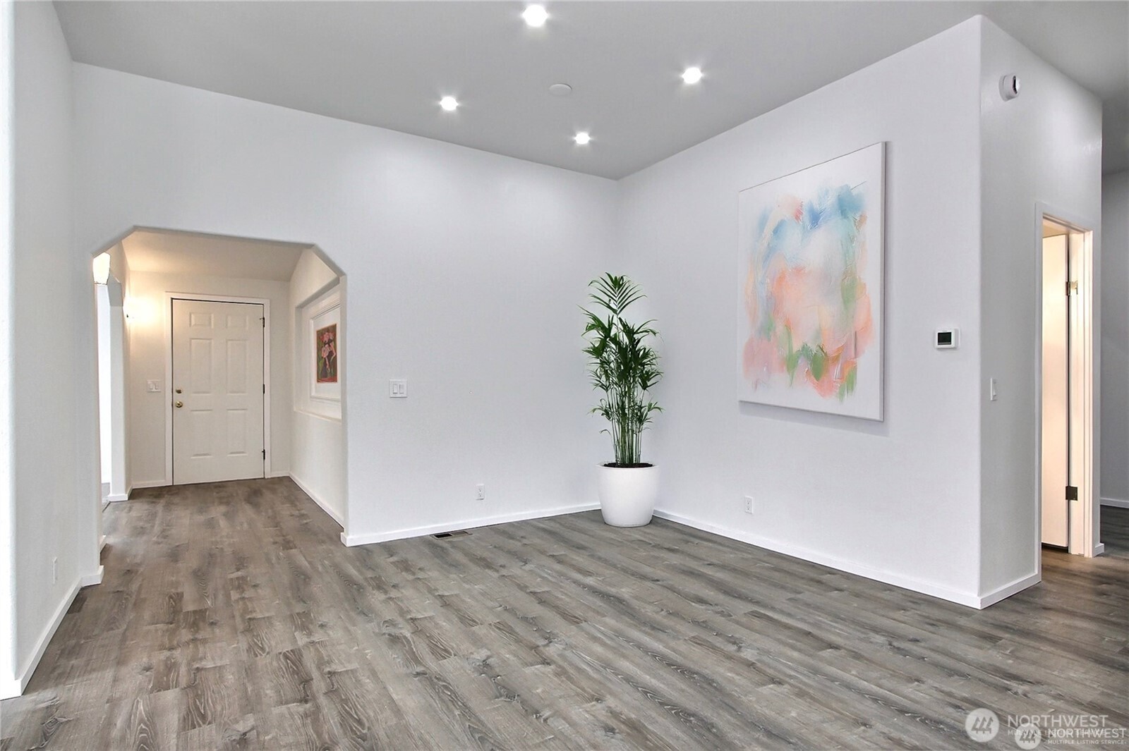 413 292nd Street E Unit: 8