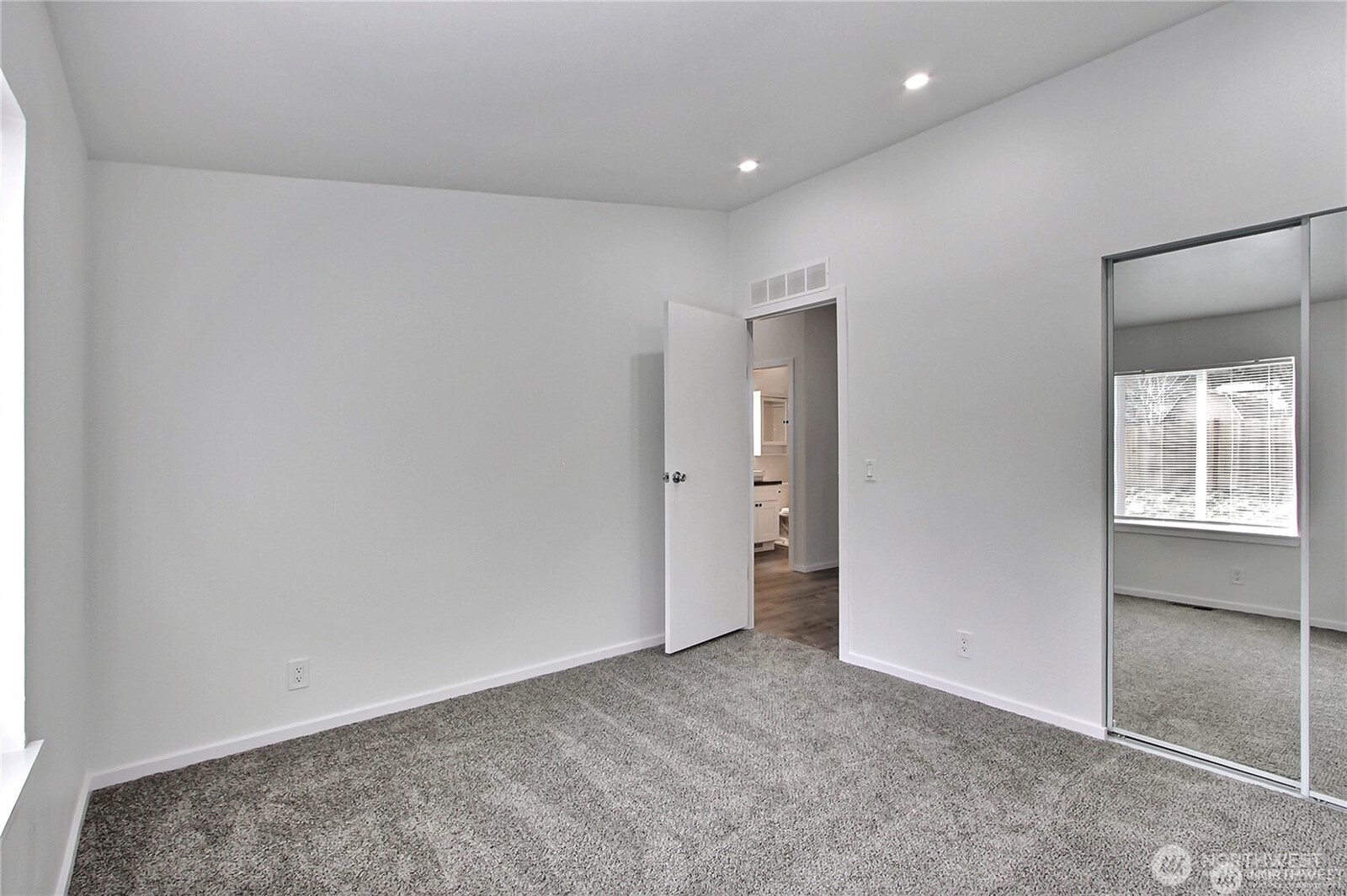 413 292nd Street E Unit: 8