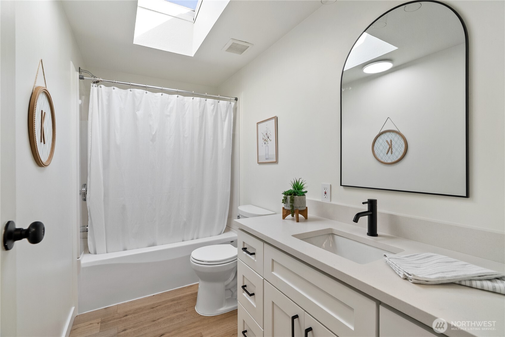 10223 Glenwood Road SW