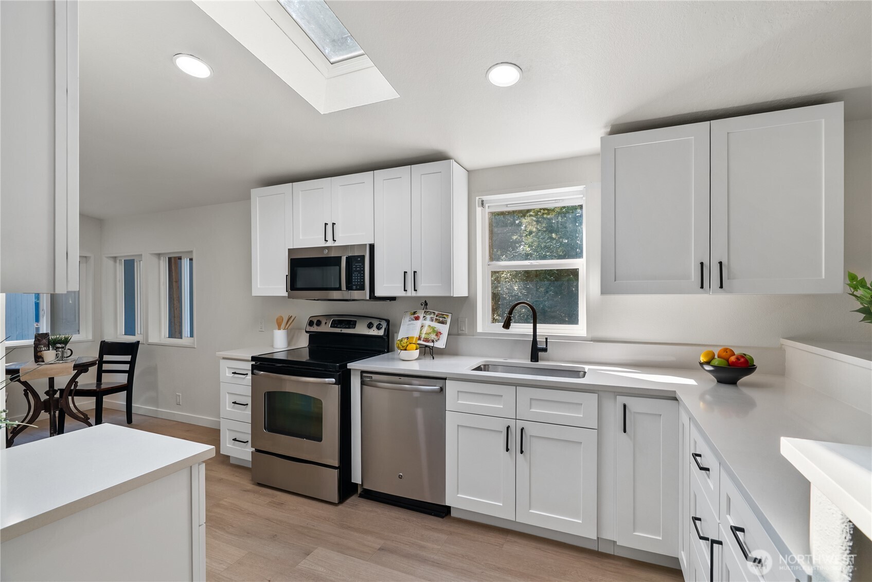 10223 Glenwood Road SW