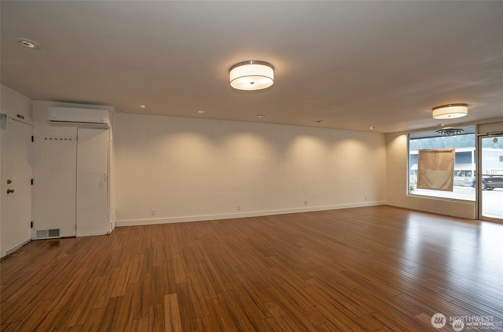 3126 Harborview Drive