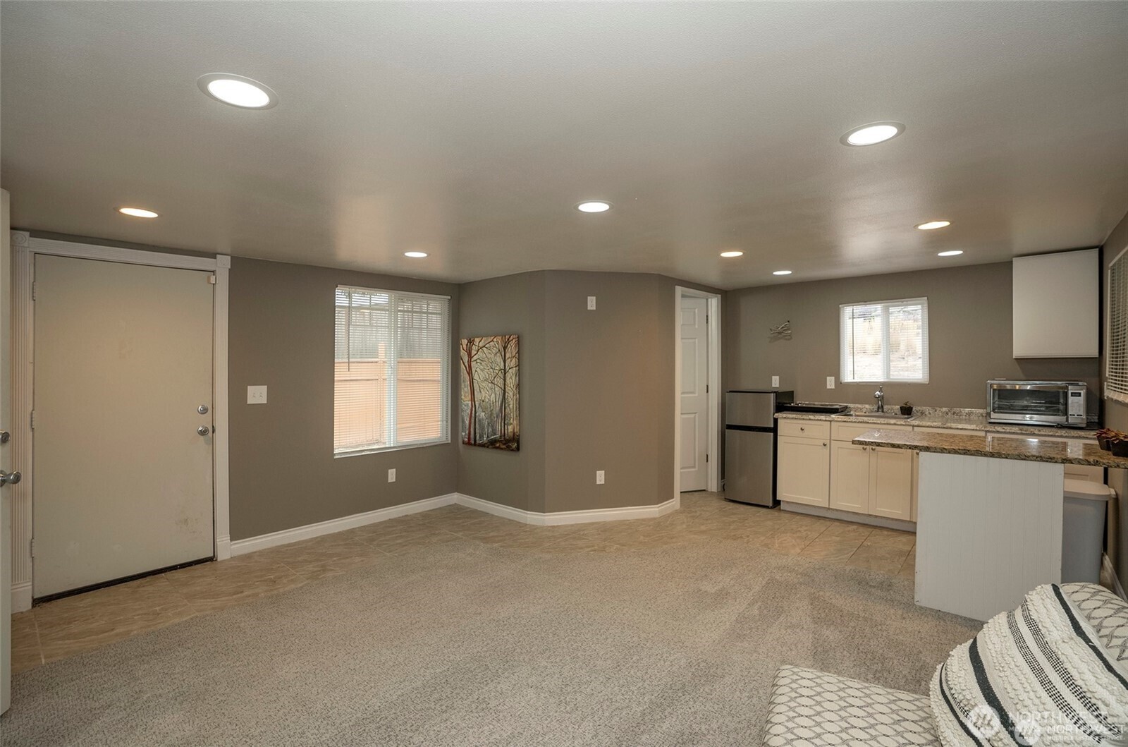 3126 Harborview Drive