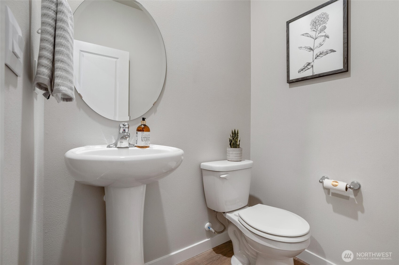 5856 Waverly Road SW