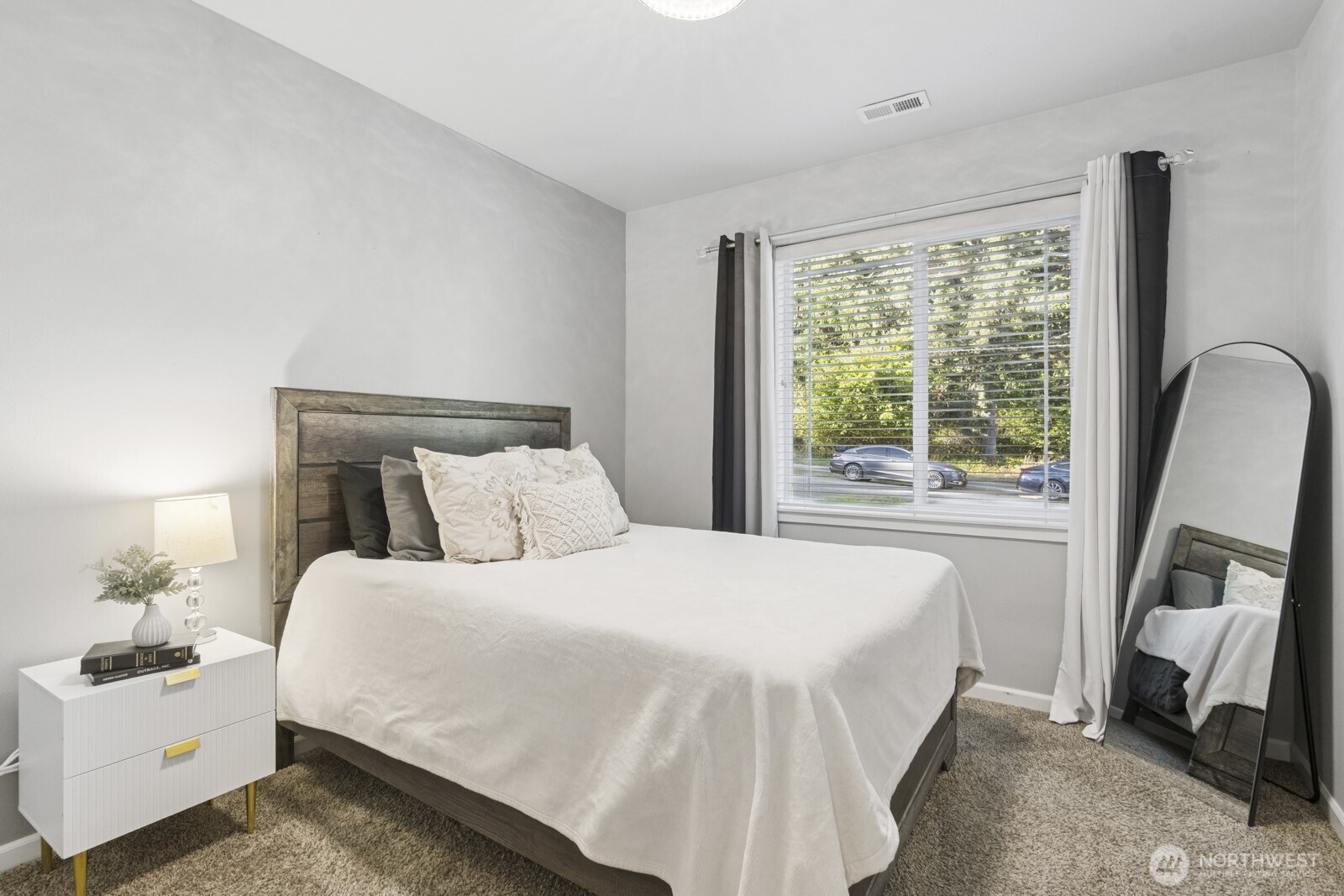 8208 Steamboat Island Road NW