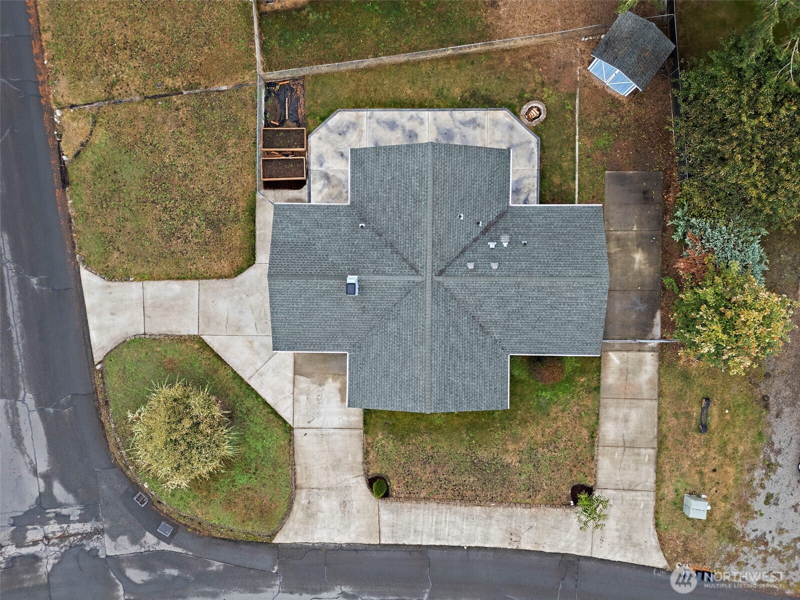 19428 Crescent Drive E