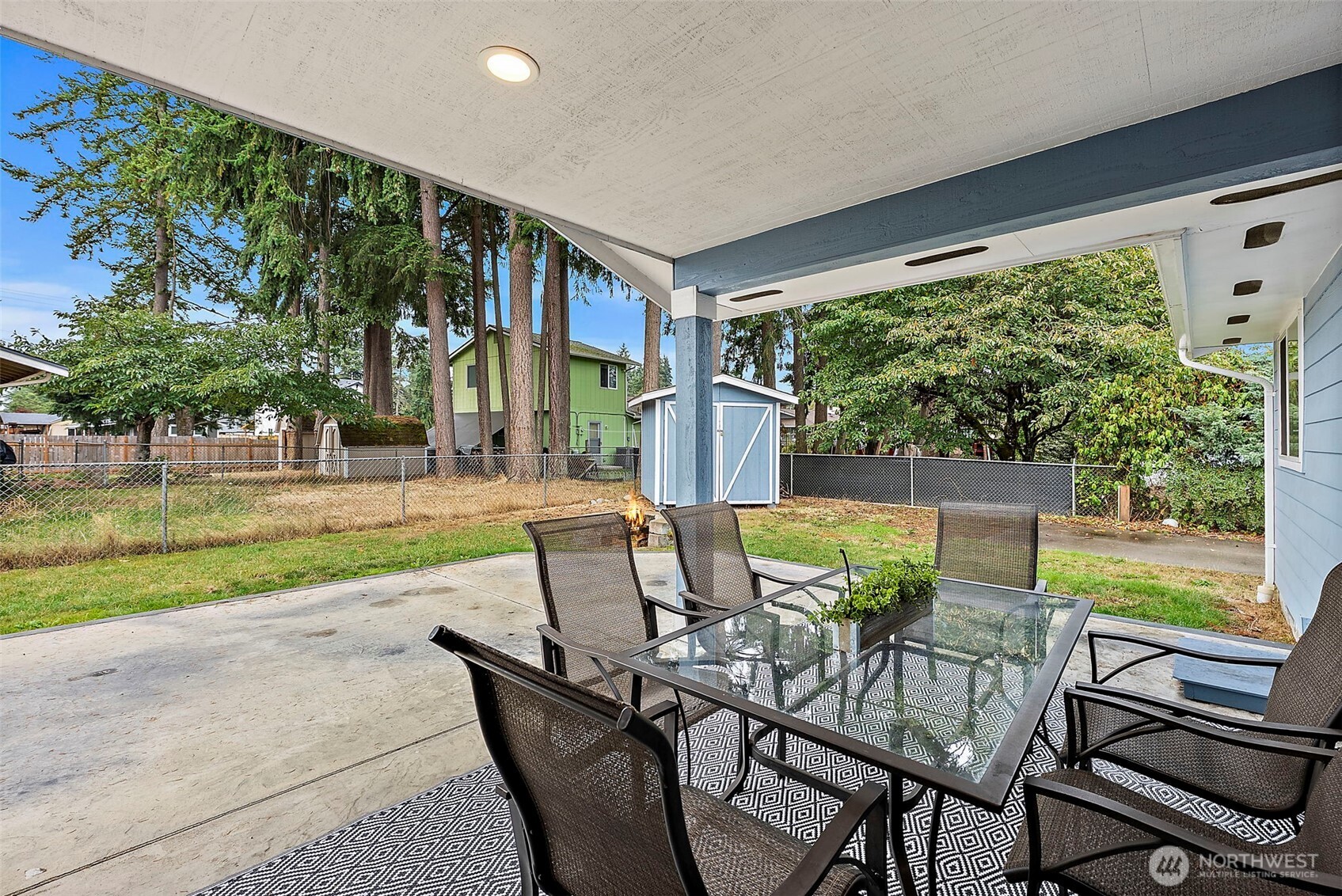 19428 Crescent Drive E