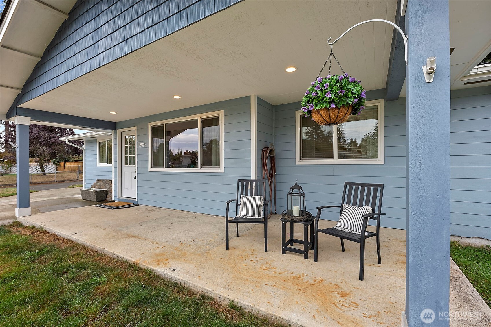 19428 Crescent Drive E