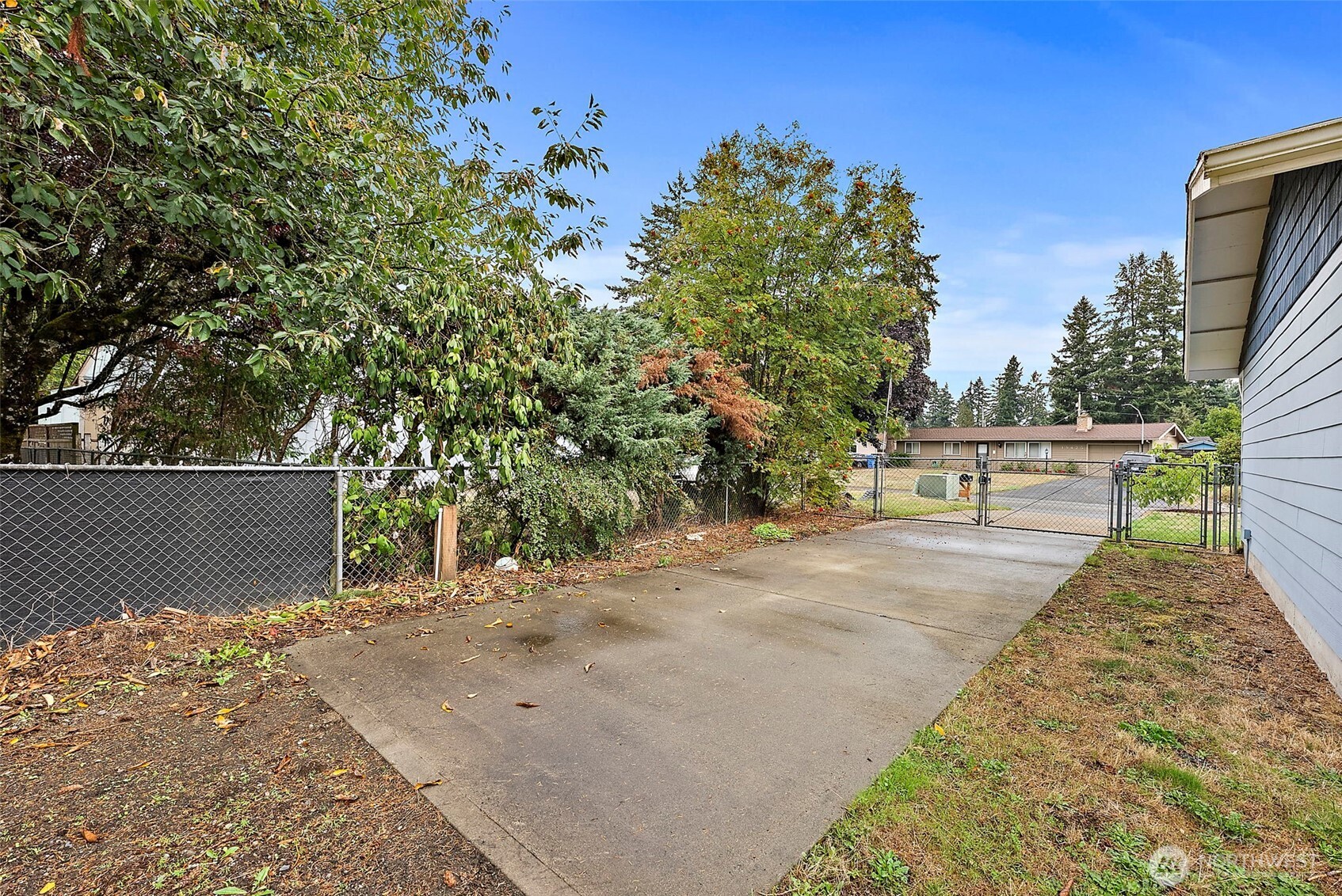 19428 Crescent Drive E