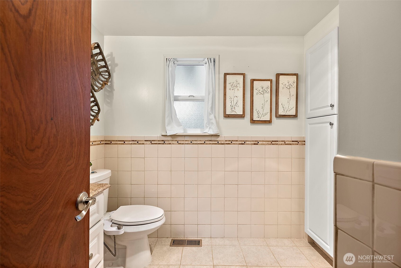 19428 Crescent Drive E