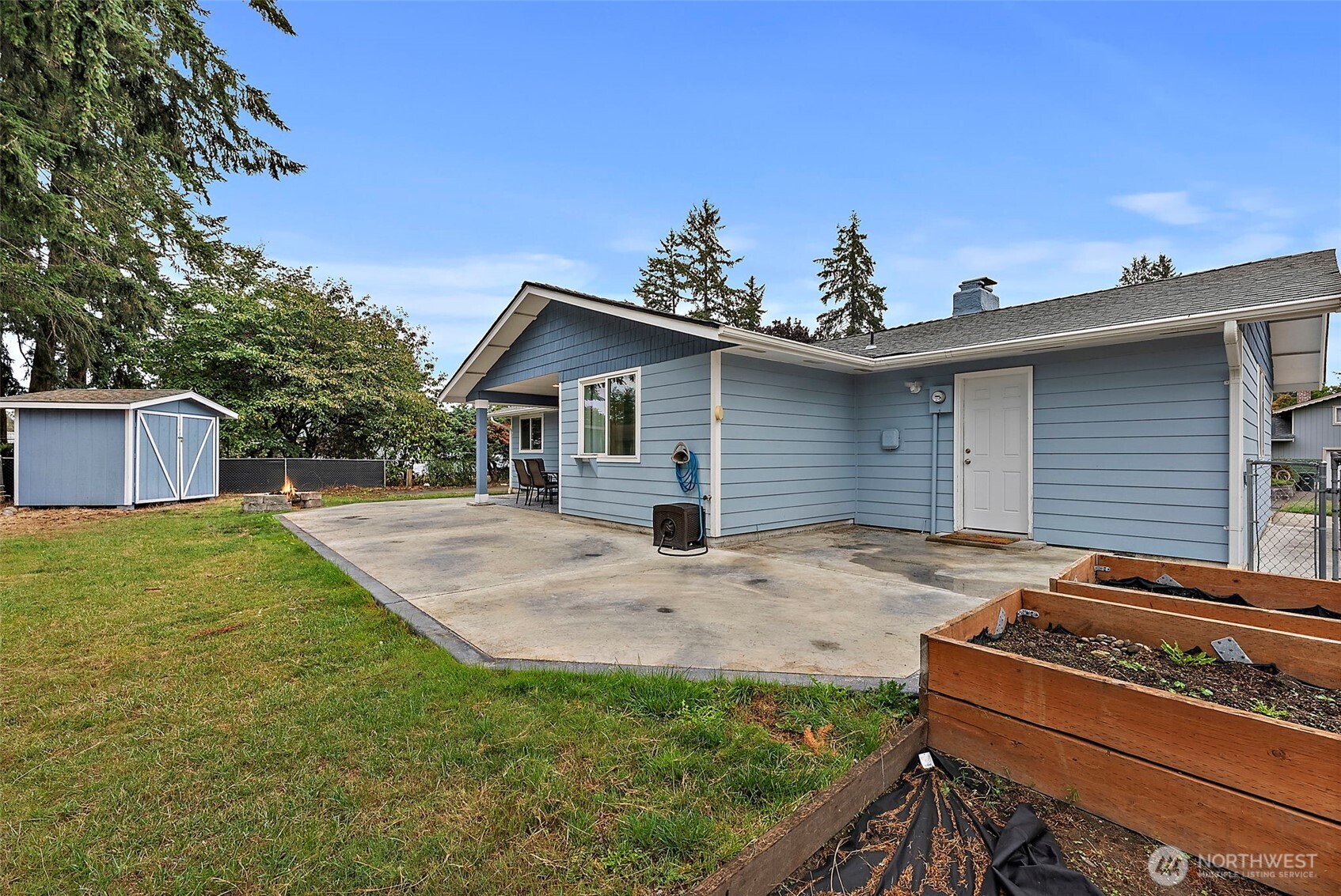 19428 Crescent Drive E