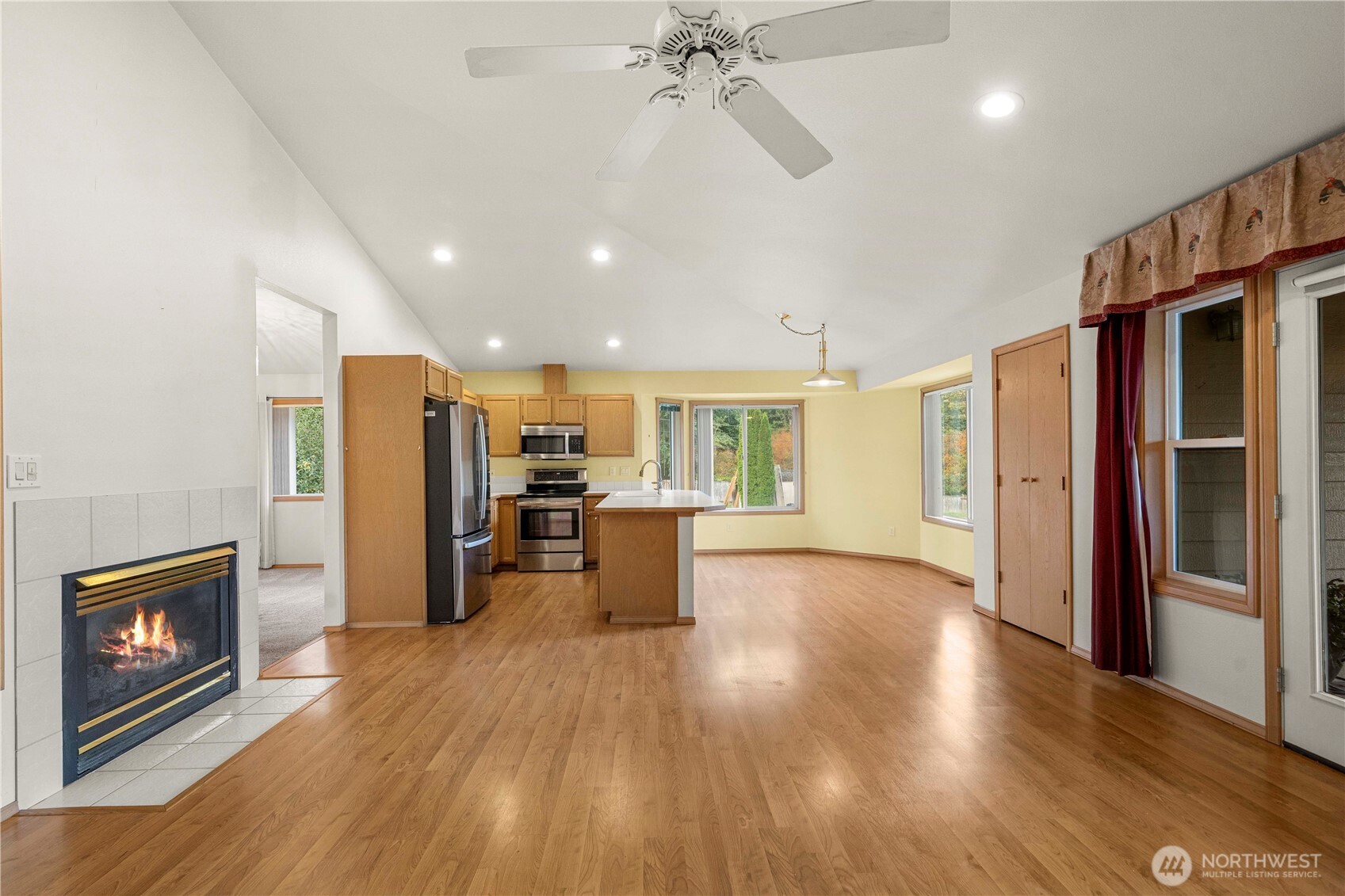 21103 16th Street E