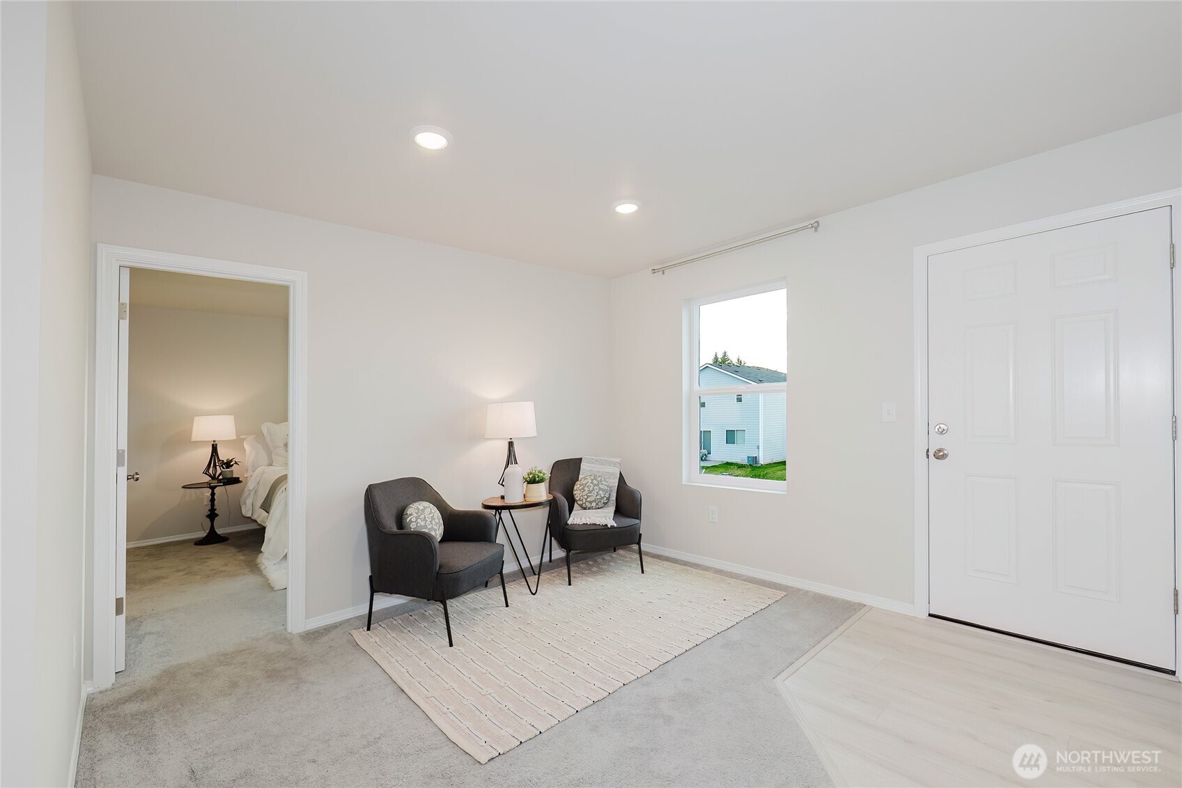 240 NE Olympic Ridge