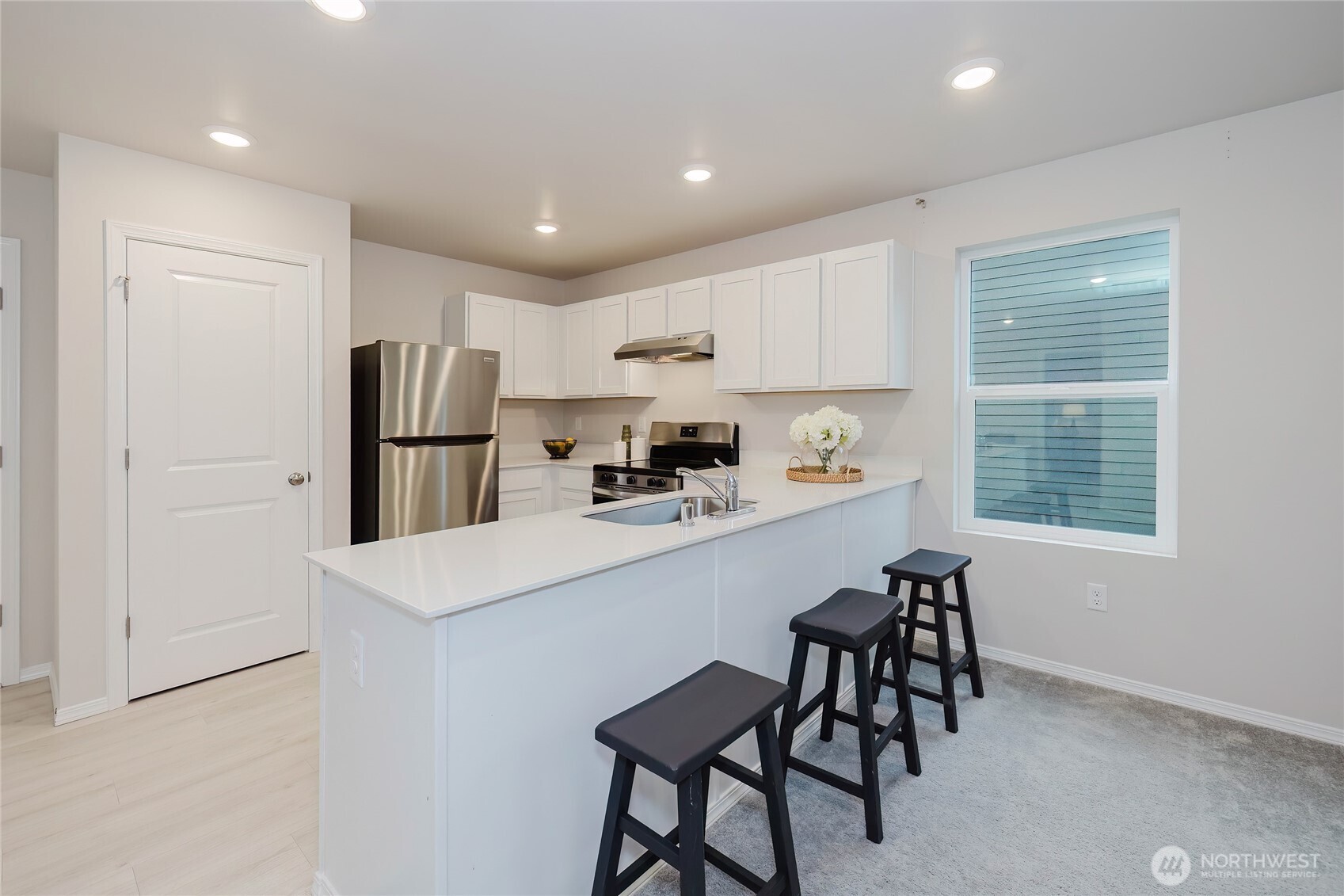 240 NE Olympic Ridge