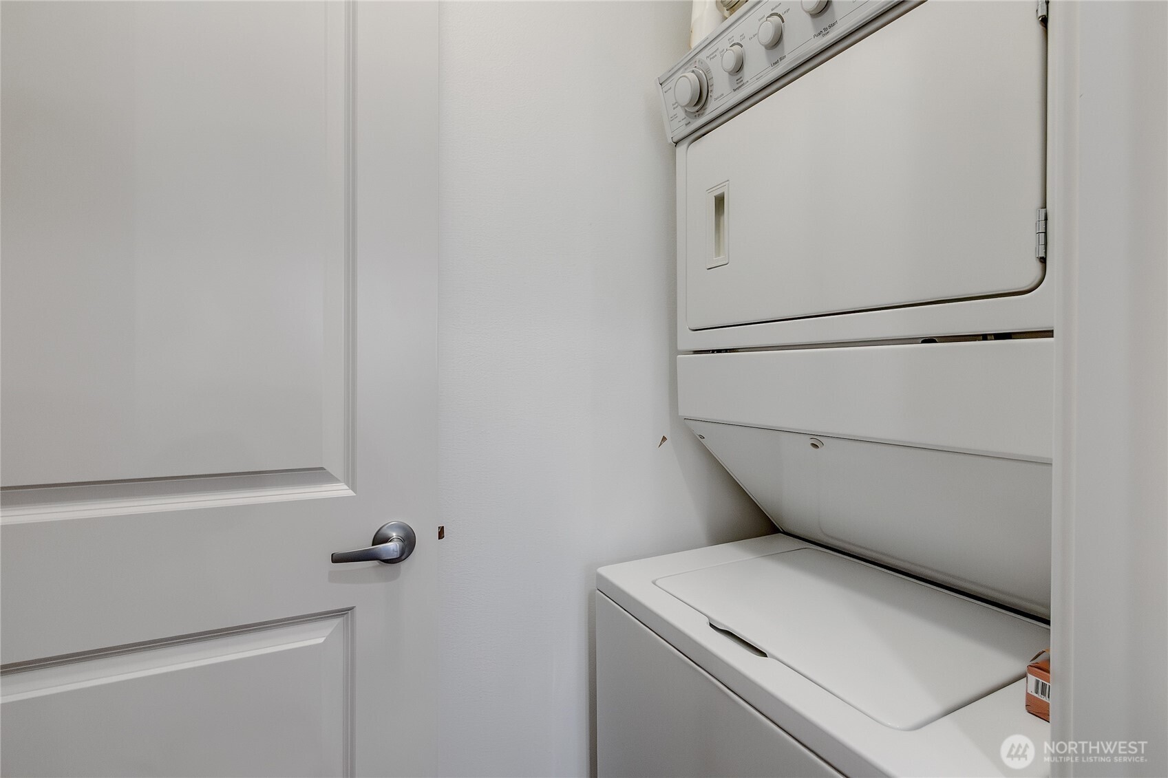 55 Willimas Avenue S Unit: 209