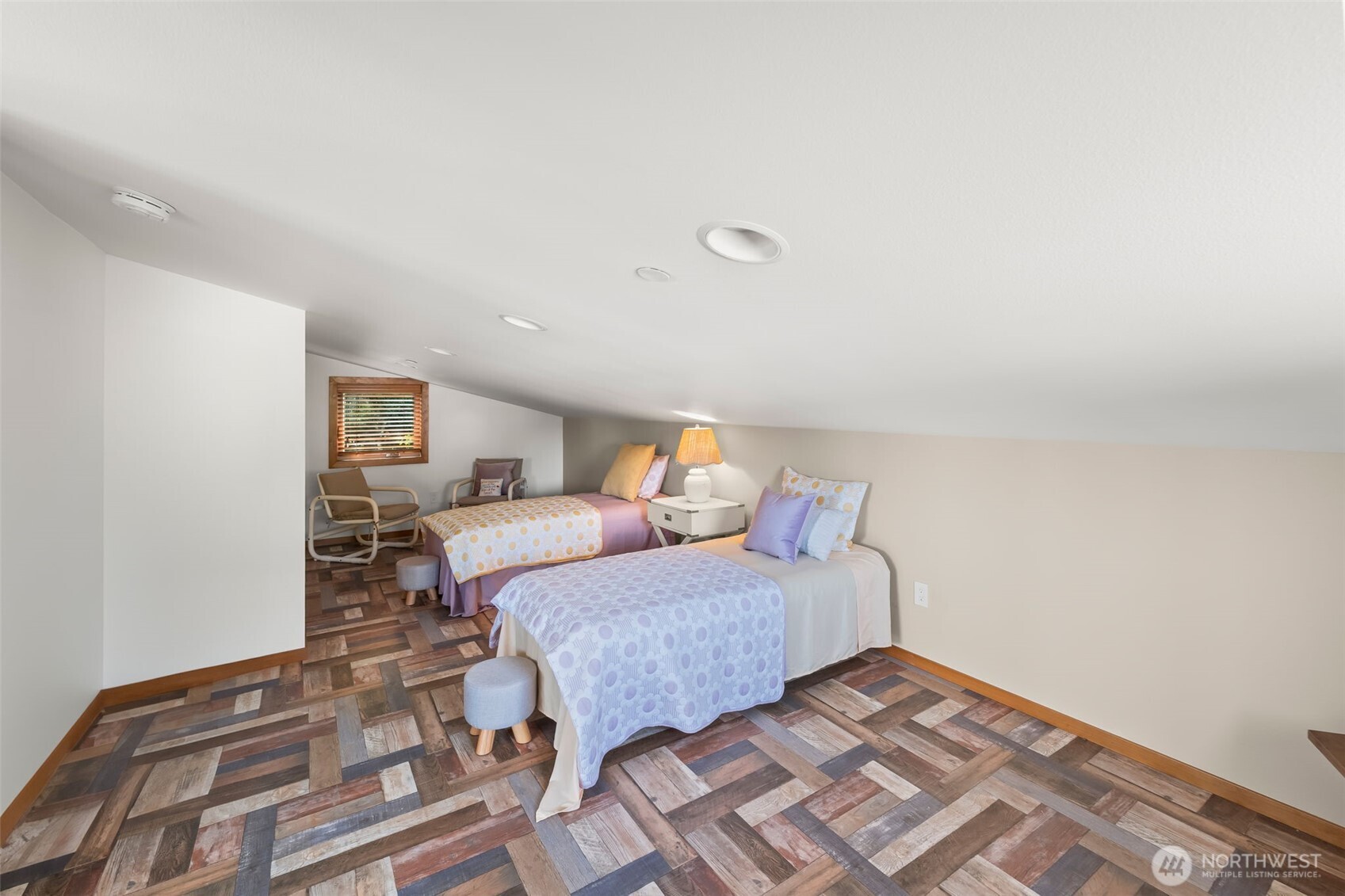 5152 Cromwell Drive NW