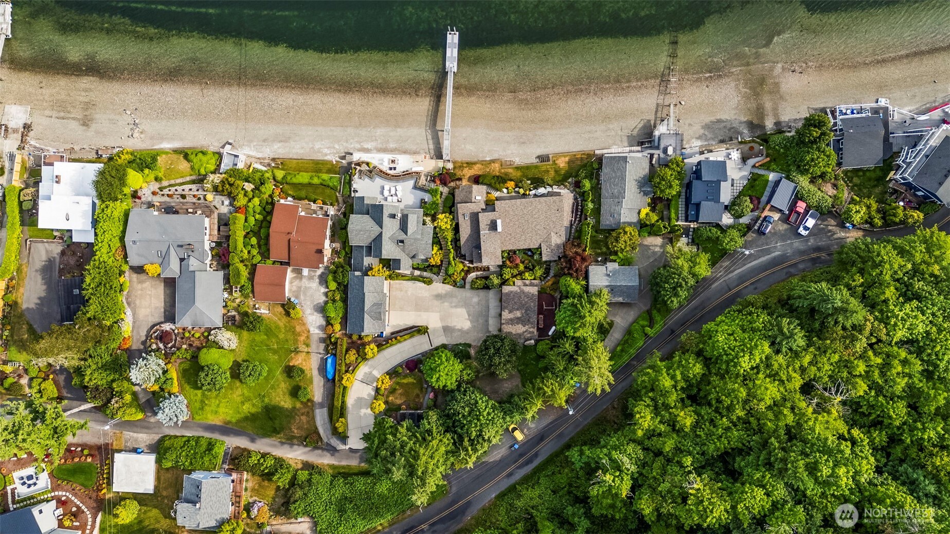 5152 Cromwell Drive NW