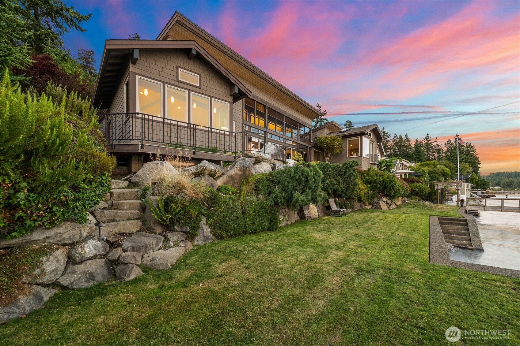 5152 Cromwell Drive NW